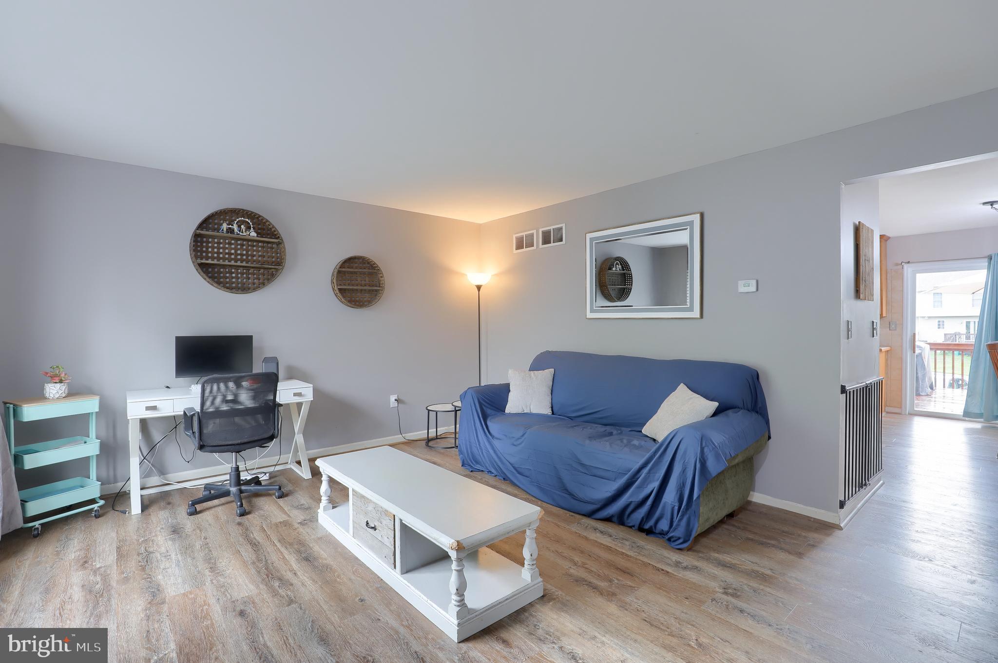 HAMPTON CHASE - Residential