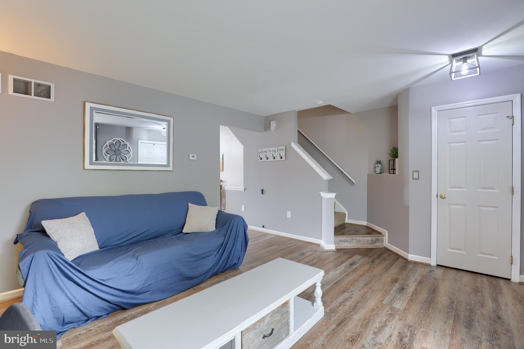 HAMPTON CHASE - Residential