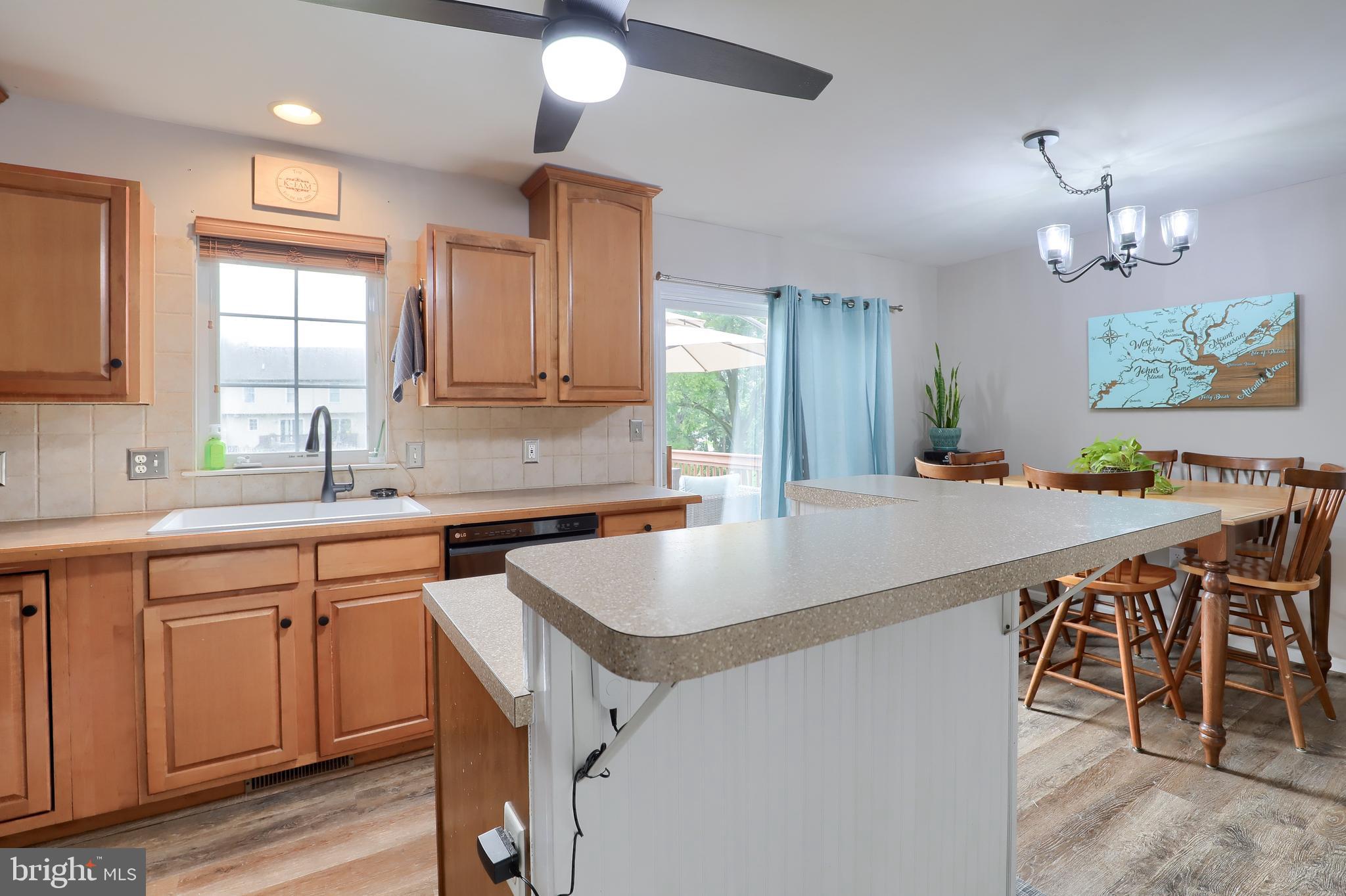 HAMPTON CHASE - Residential