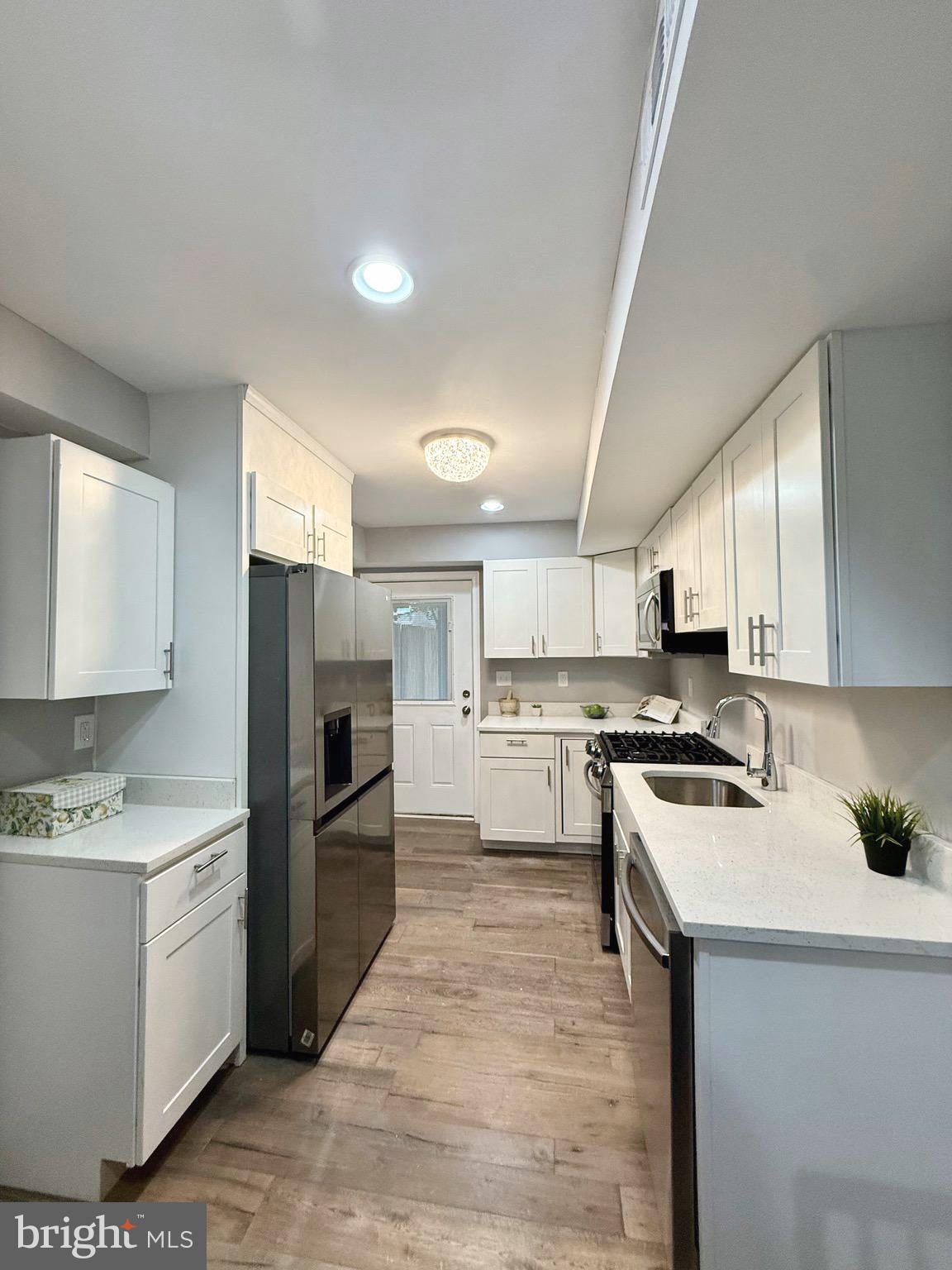 CANTON - Residential