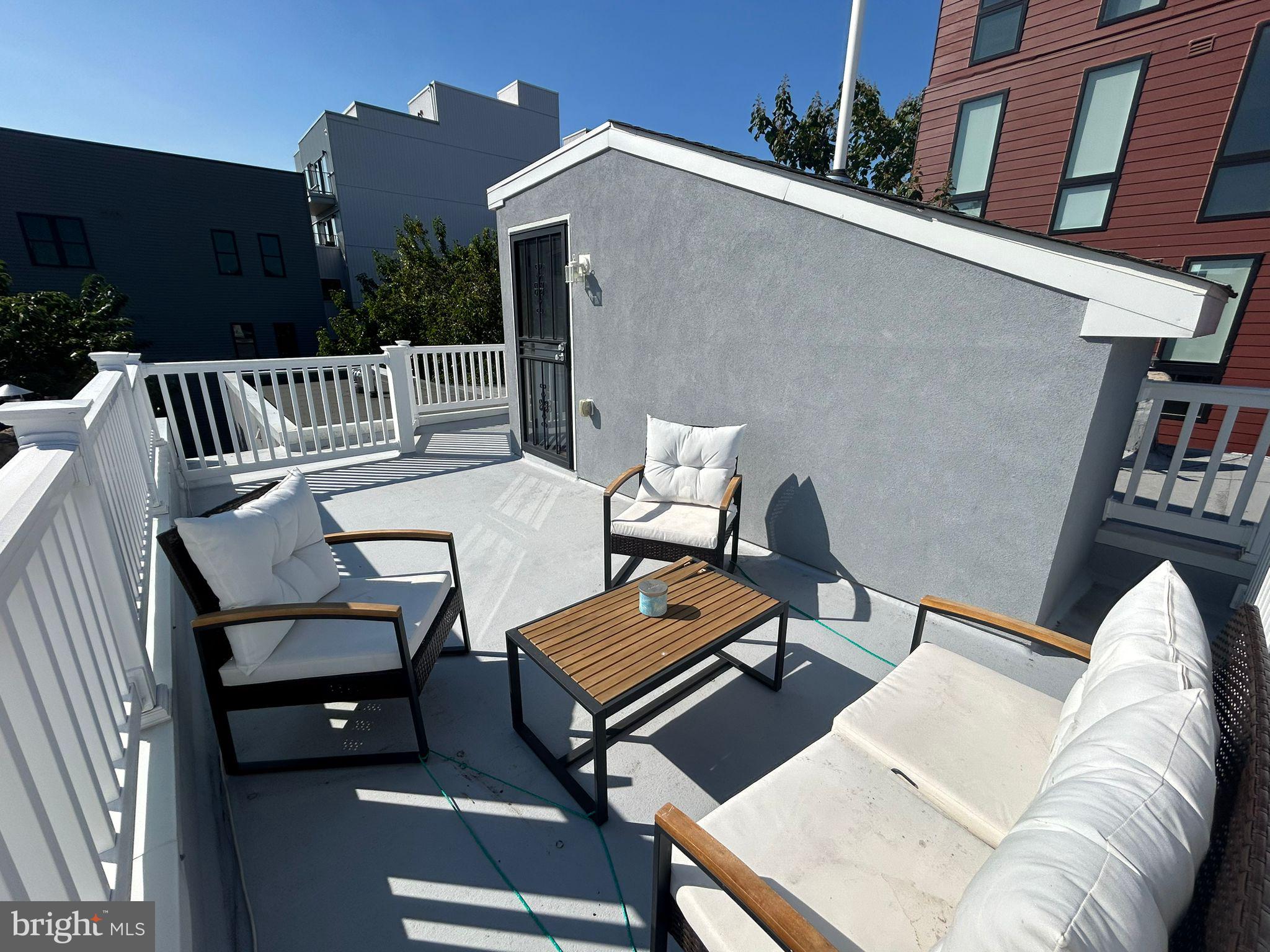 FAIRMOUNT - Residential