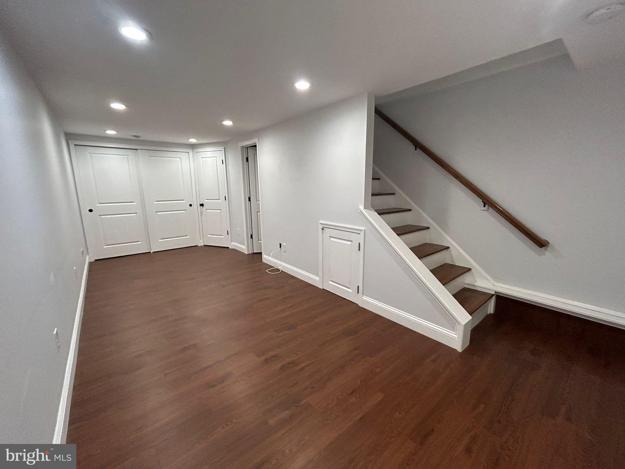 FAIRMOUNT - Residential