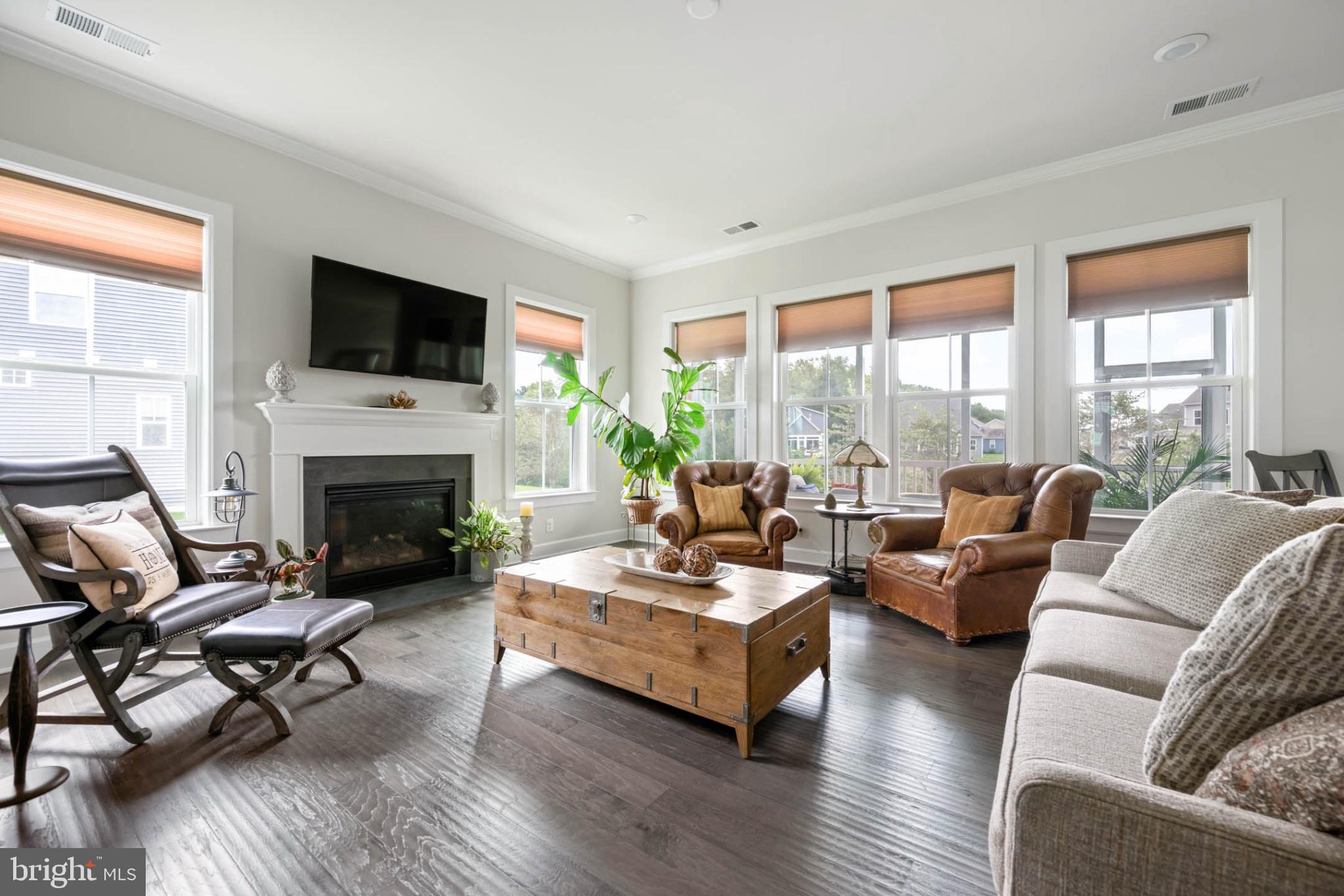 39074 CROWS NEST LANE