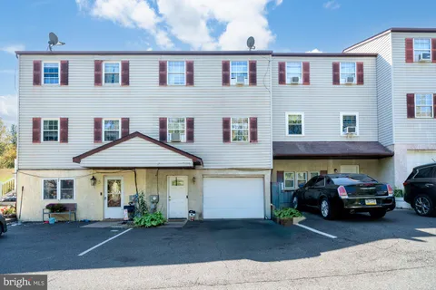 4 Berger Lane, Schwenksville, PA 19473 - MLS#: PAMC2155124