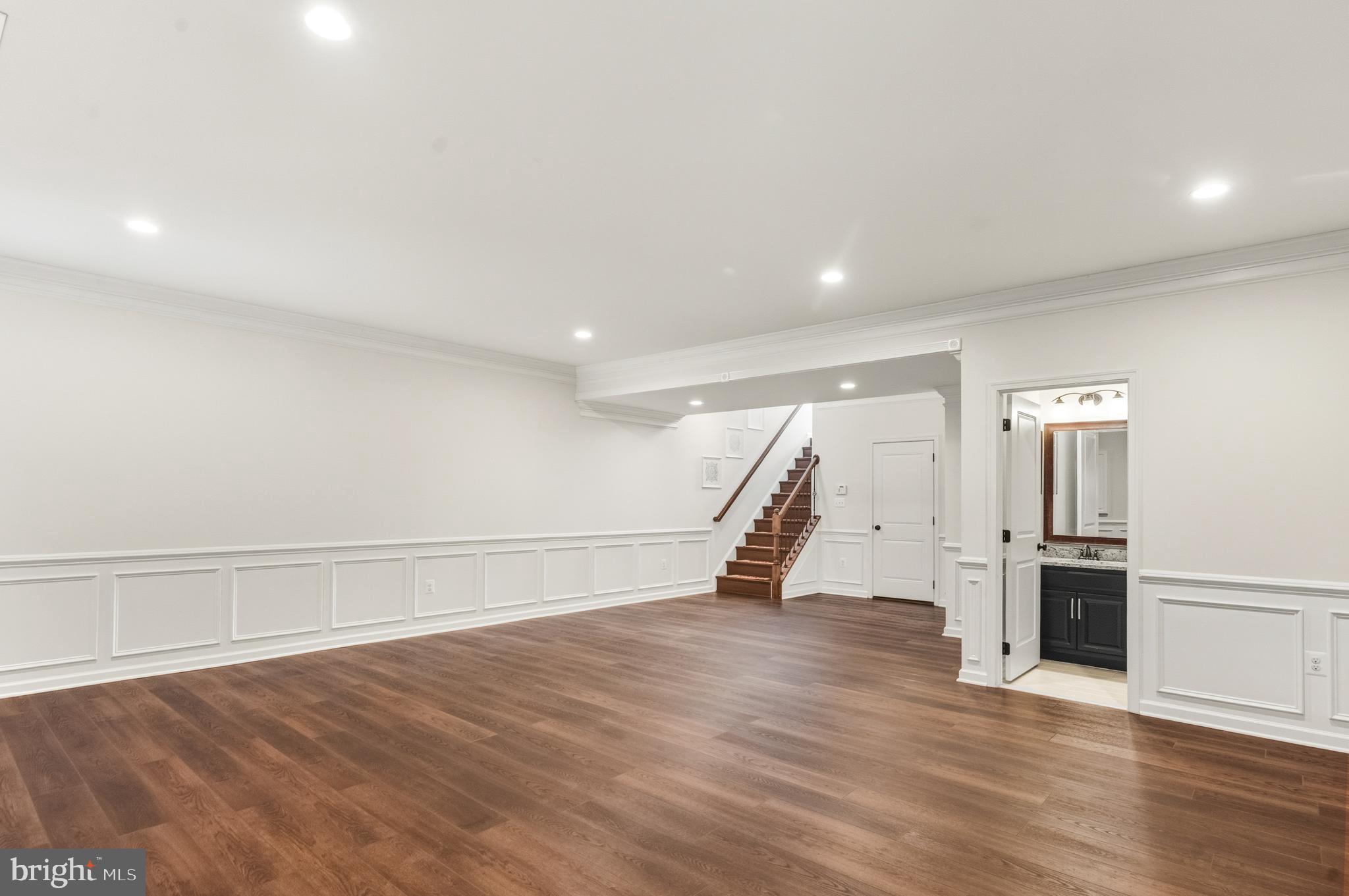 LOUDOUN VALLEY ESTATES 2 - Residential