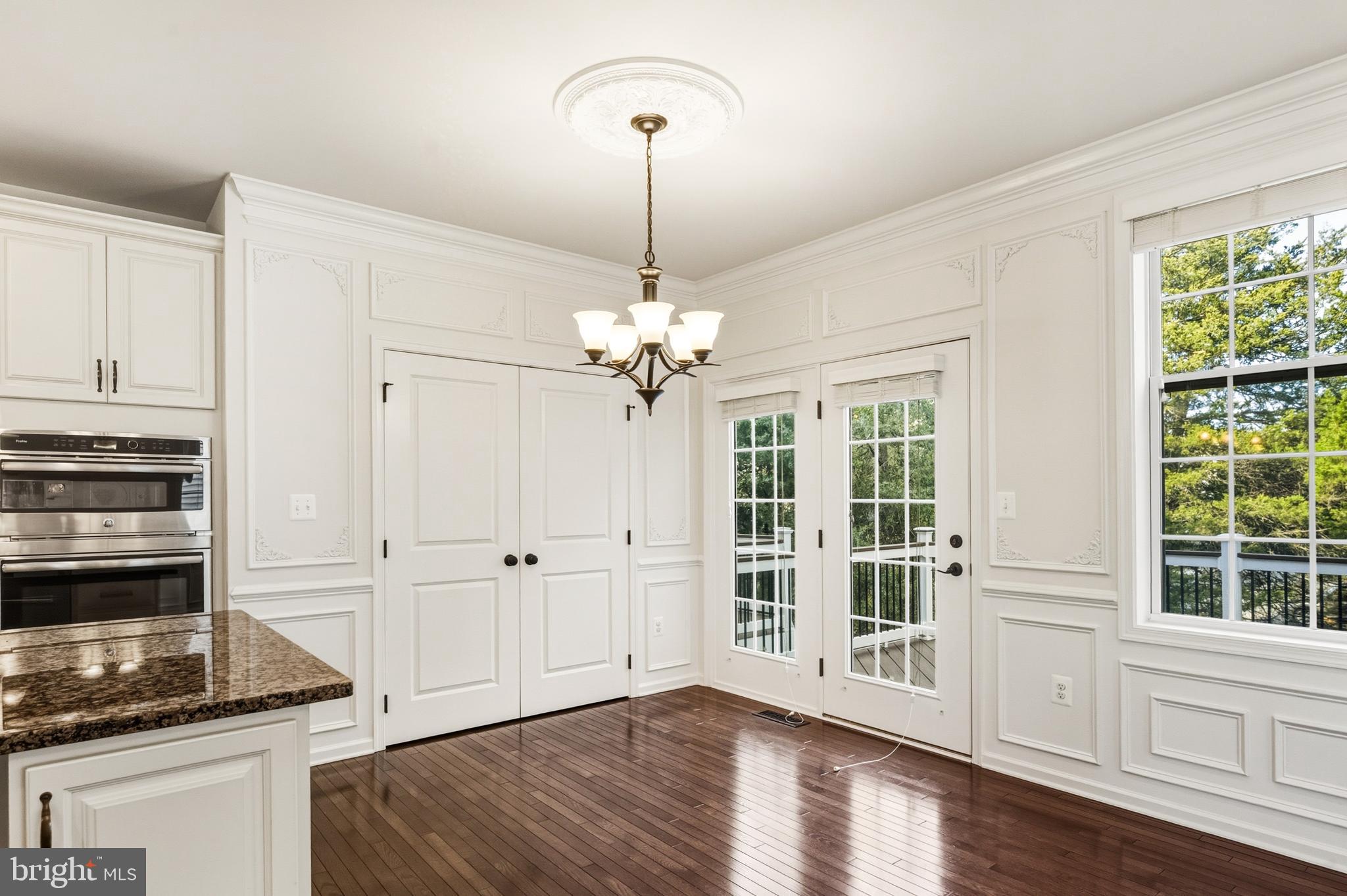 LOUDOUN VALLEY ESTATES 2 - Residential