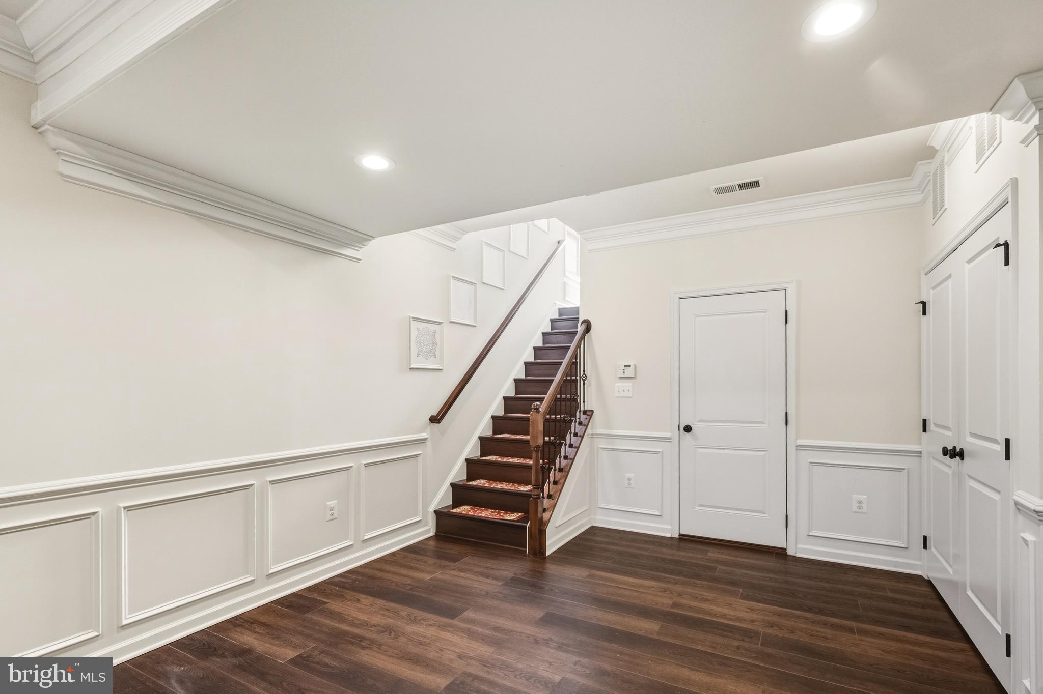 LOUDOUN VALLEY ESTATES 2 - Residential