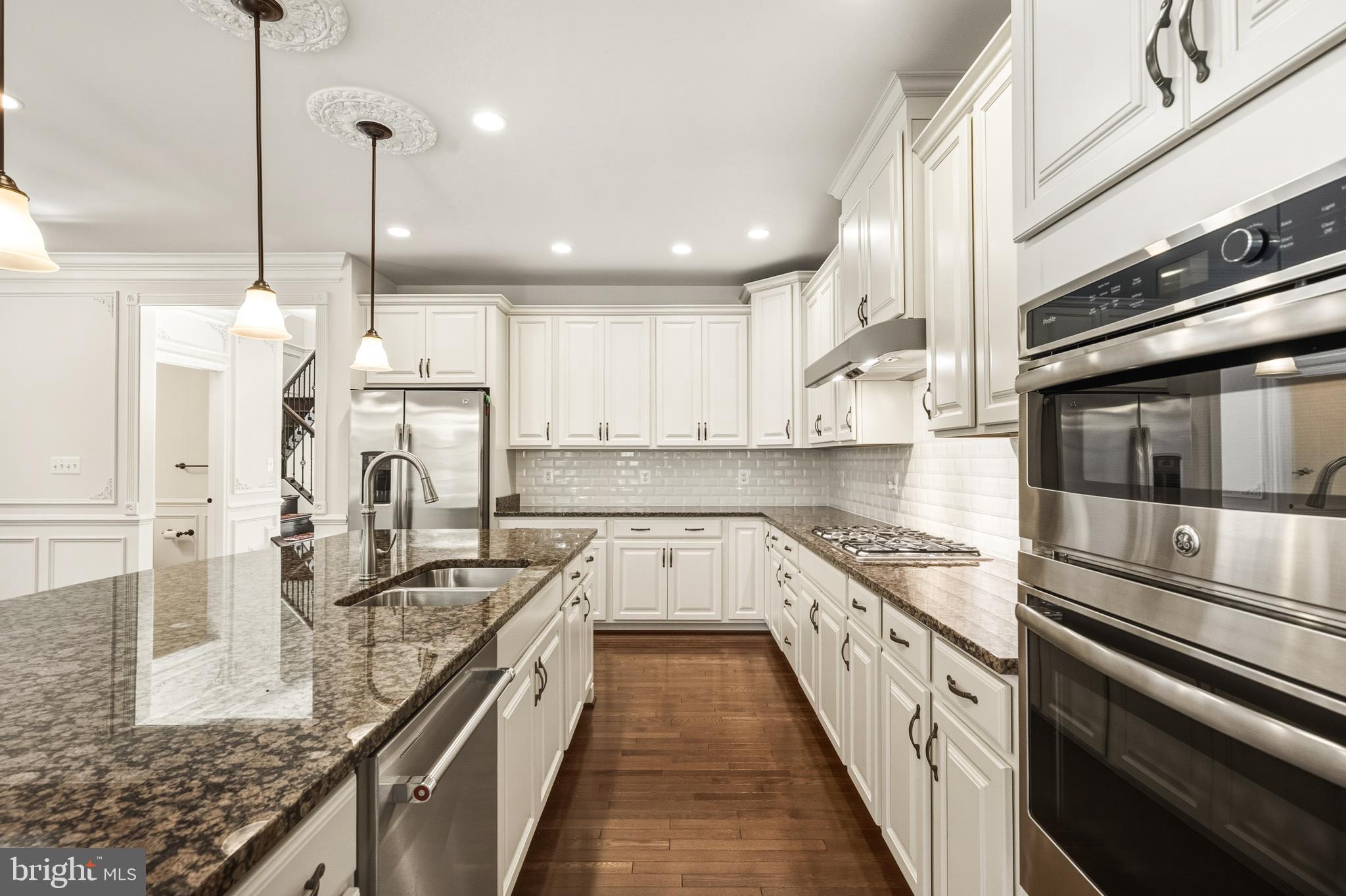 LOUDOUN VALLEY ESTATES 2 - Residential