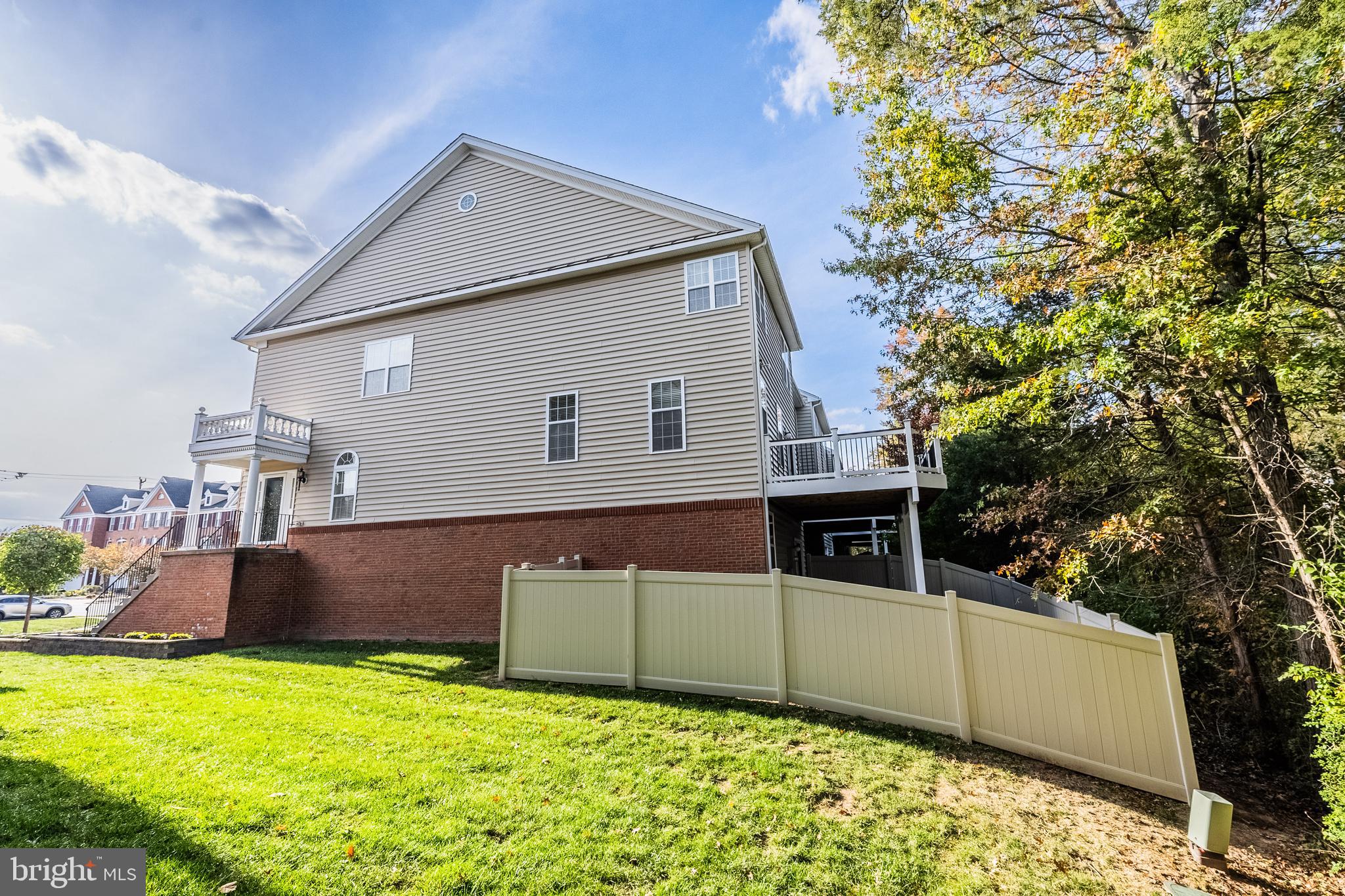 LOUDOUN VALLEY ESTATES 2 - Residential