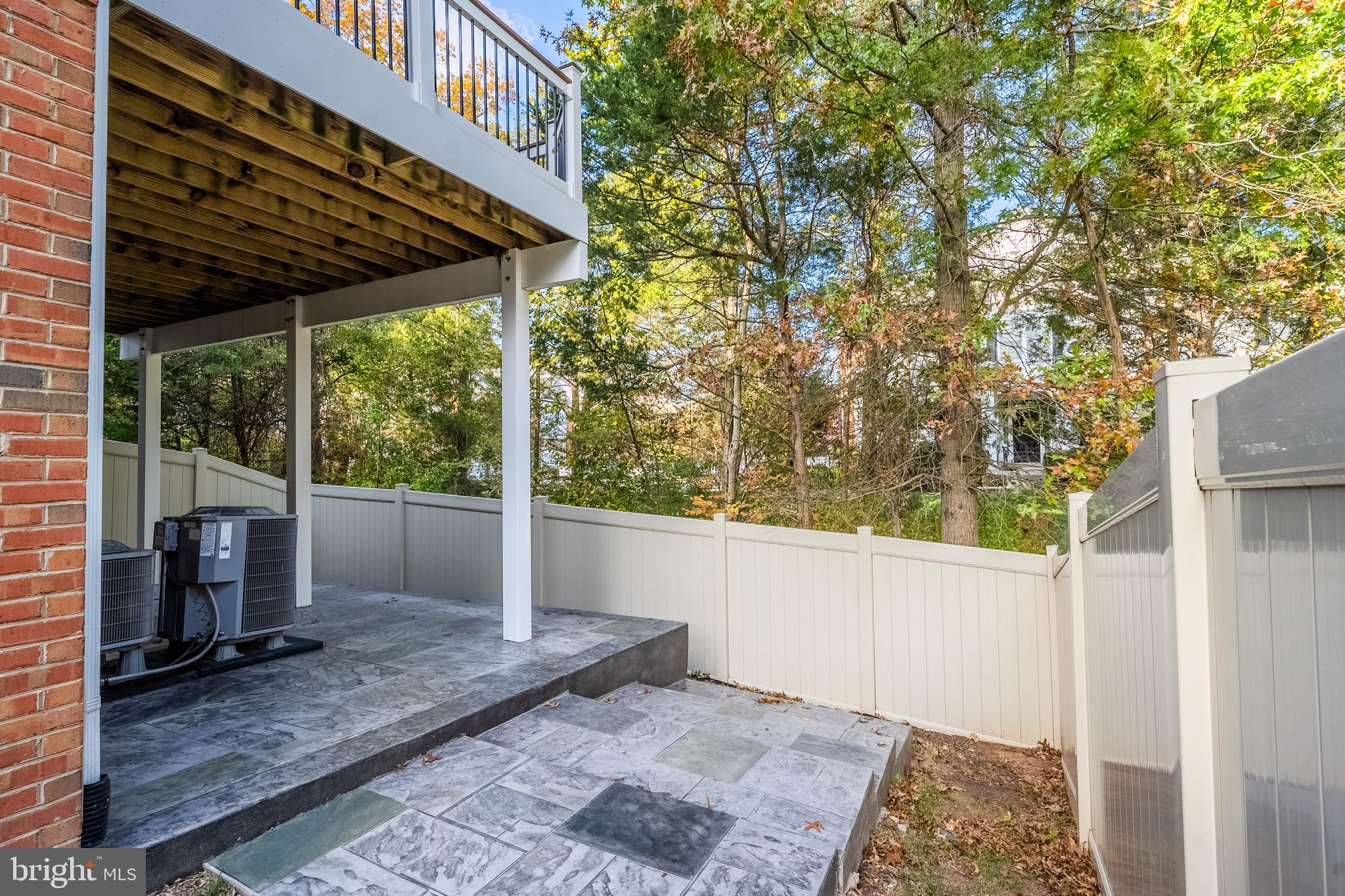 LOUDOUN VALLEY ESTATES 2 - Residential