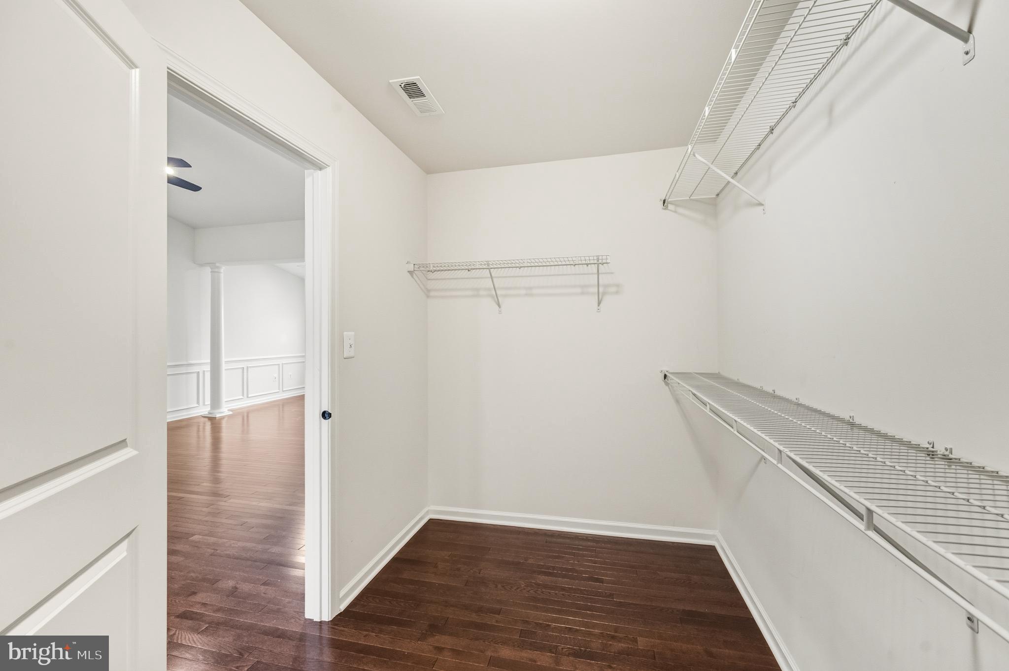 LOUDOUN VALLEY ESTATES 2 - Residential