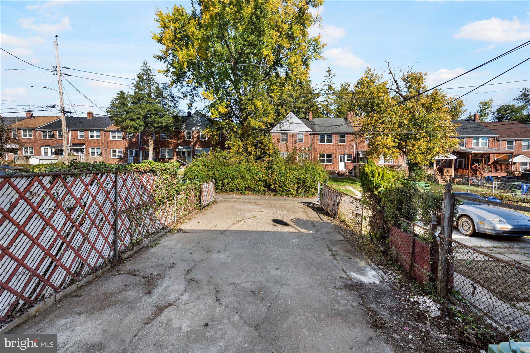 NORTHWOOD - Residential