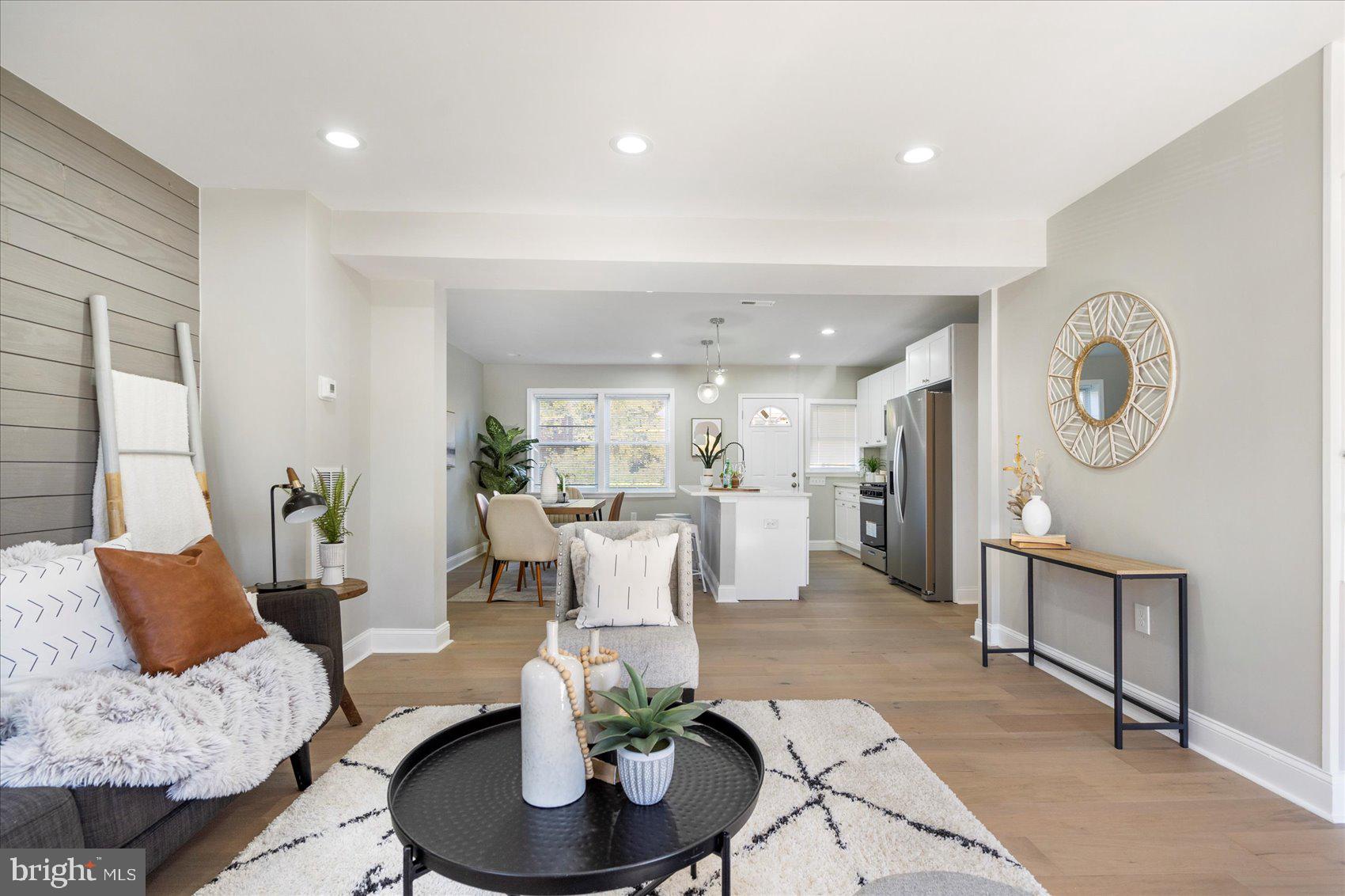 NORTHWOOD - Residential