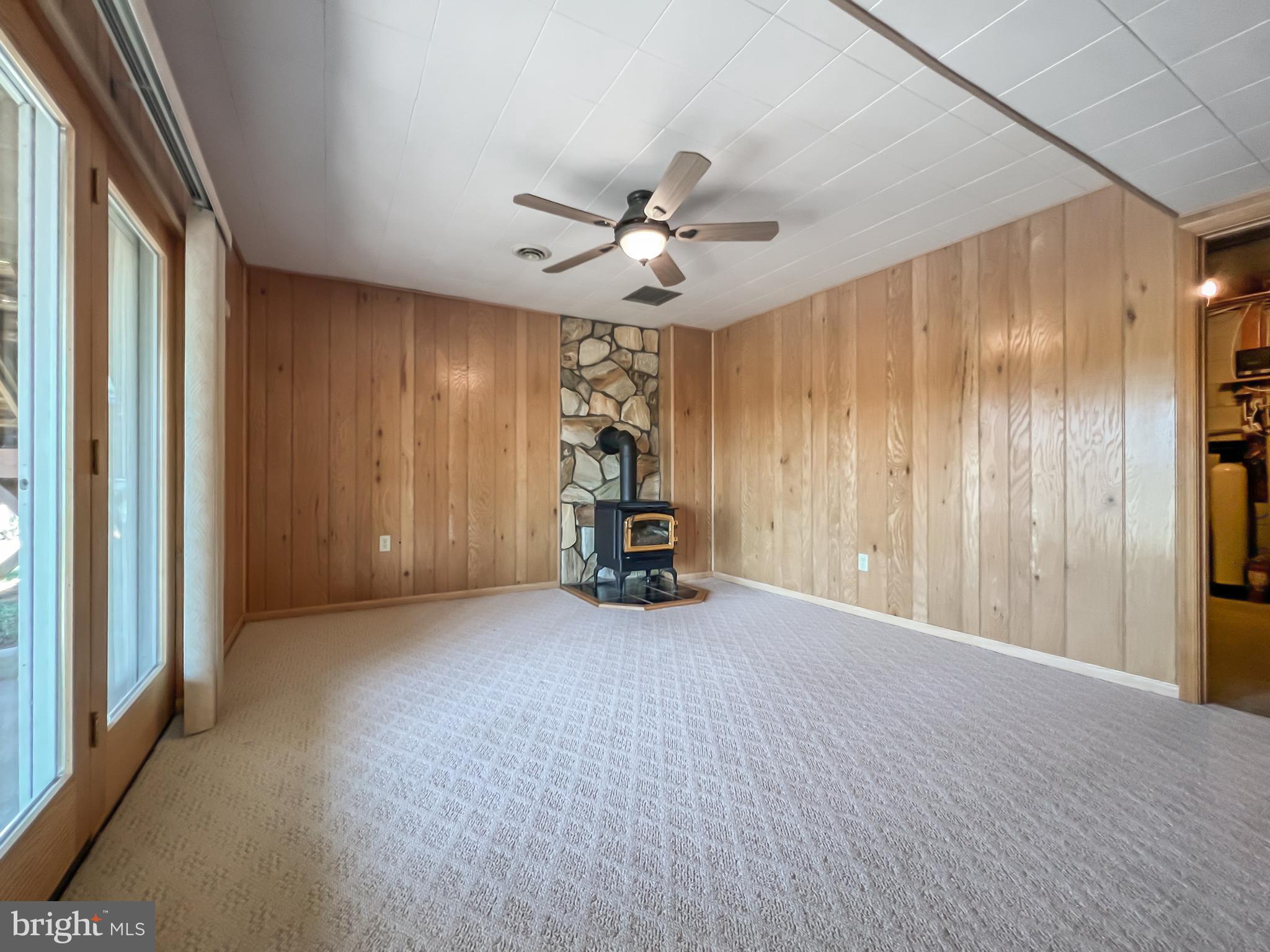 GORDON-SALE - Residential