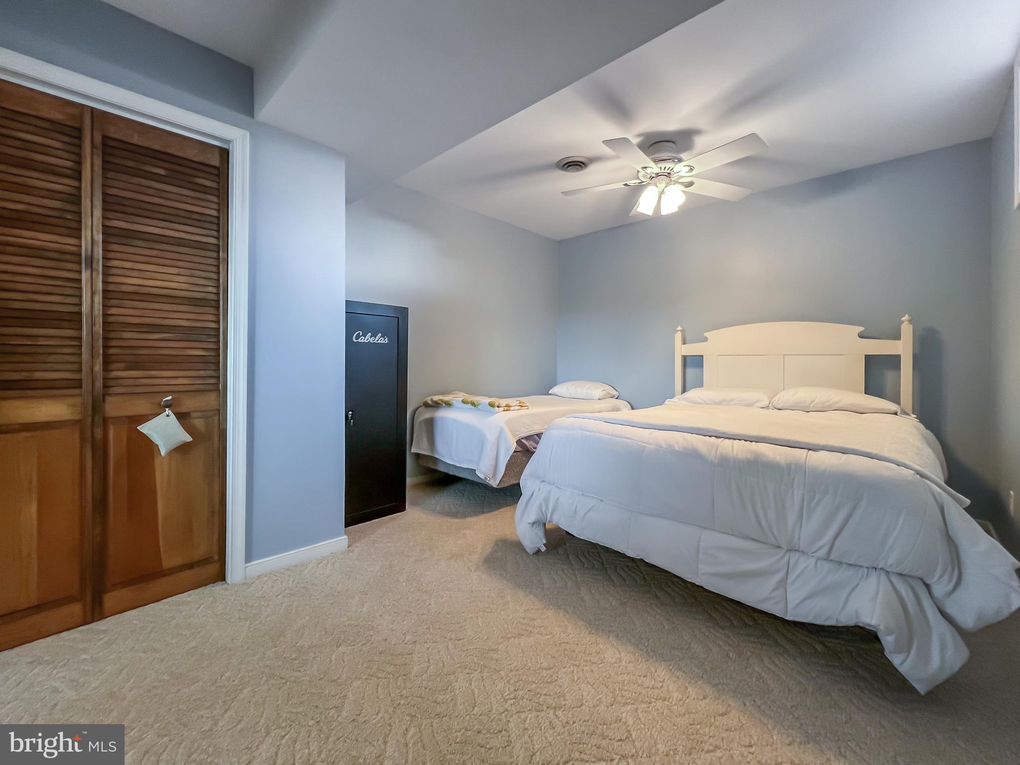 GORDON-SALE - Residential