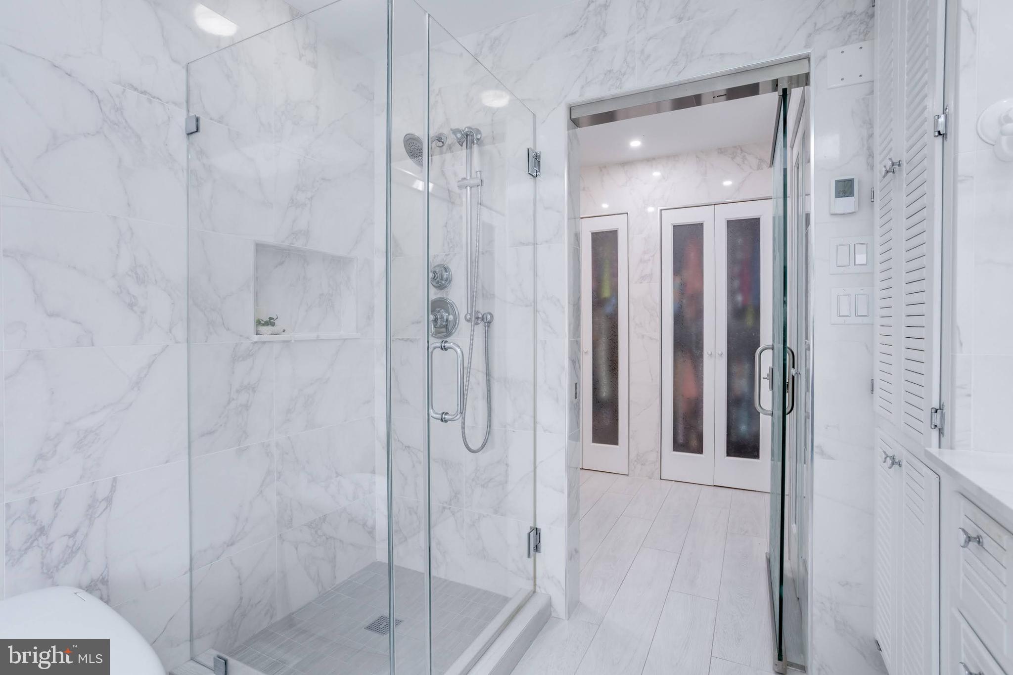 CLARKS CROSSING - Residential