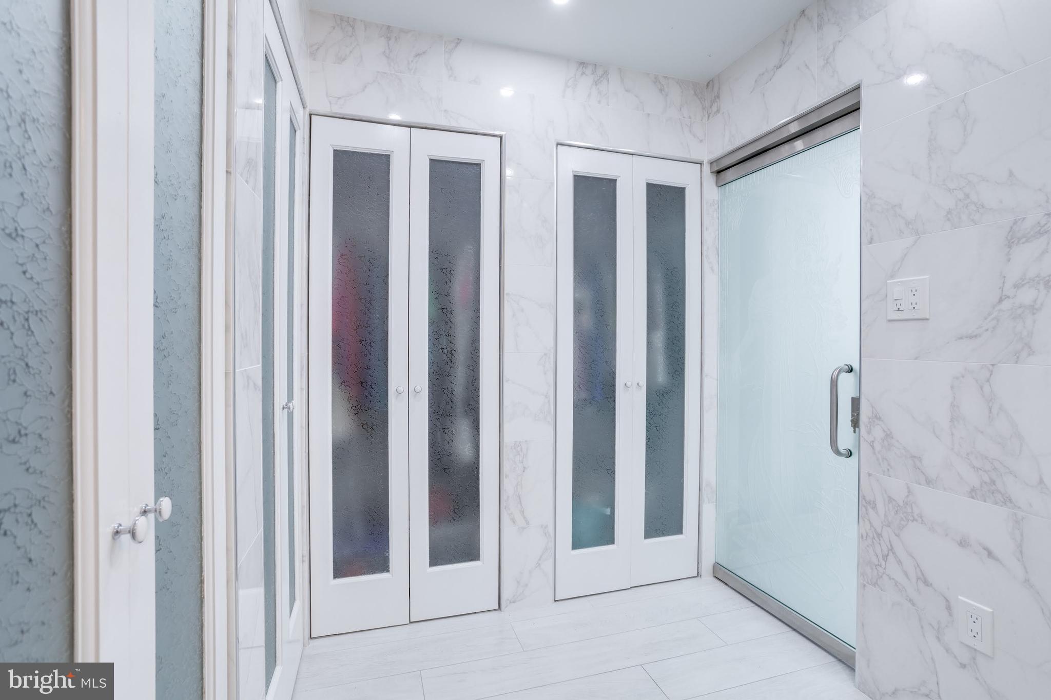 CLARKS CROSSING - Residential