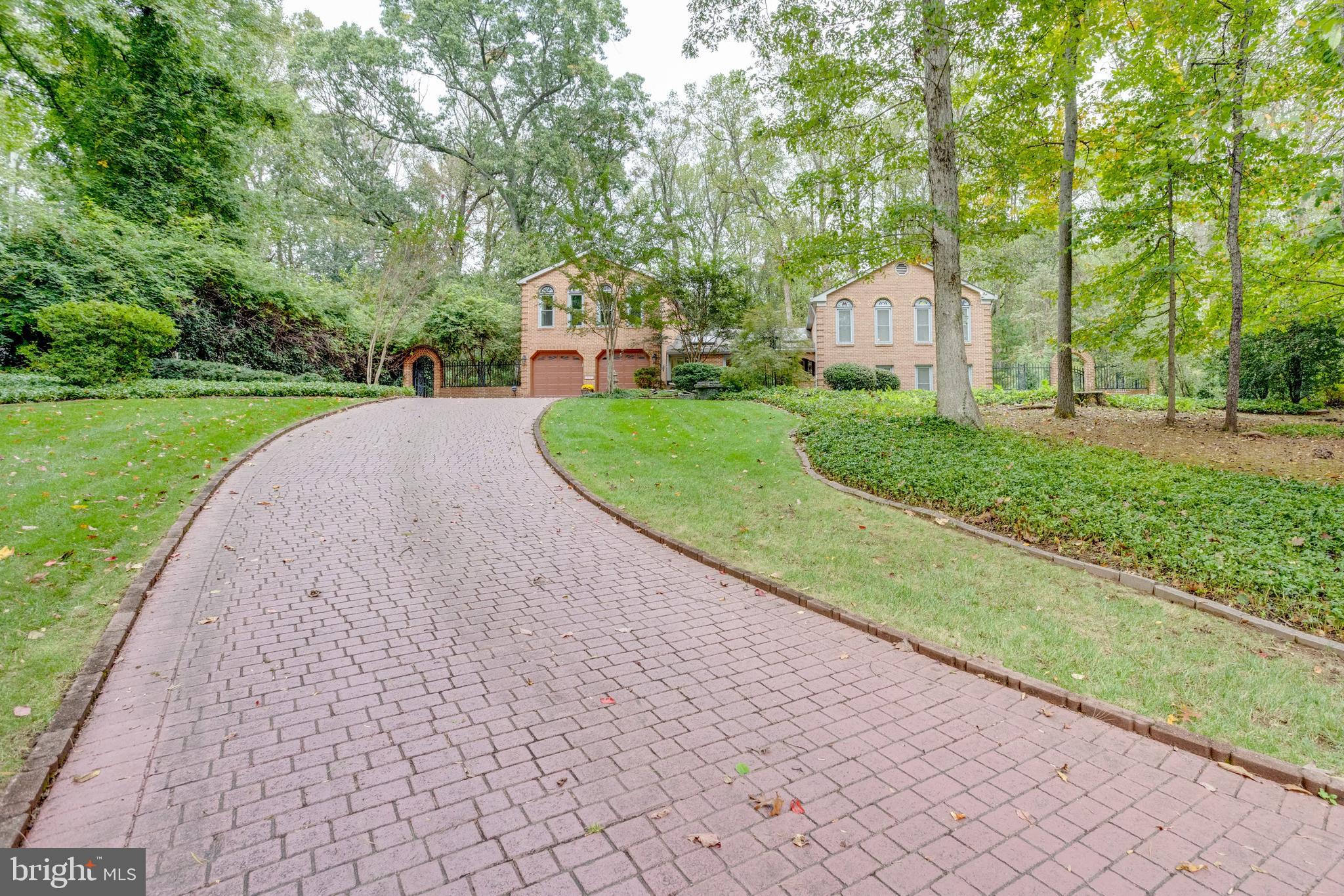 CLARKS CROSSING - Residential