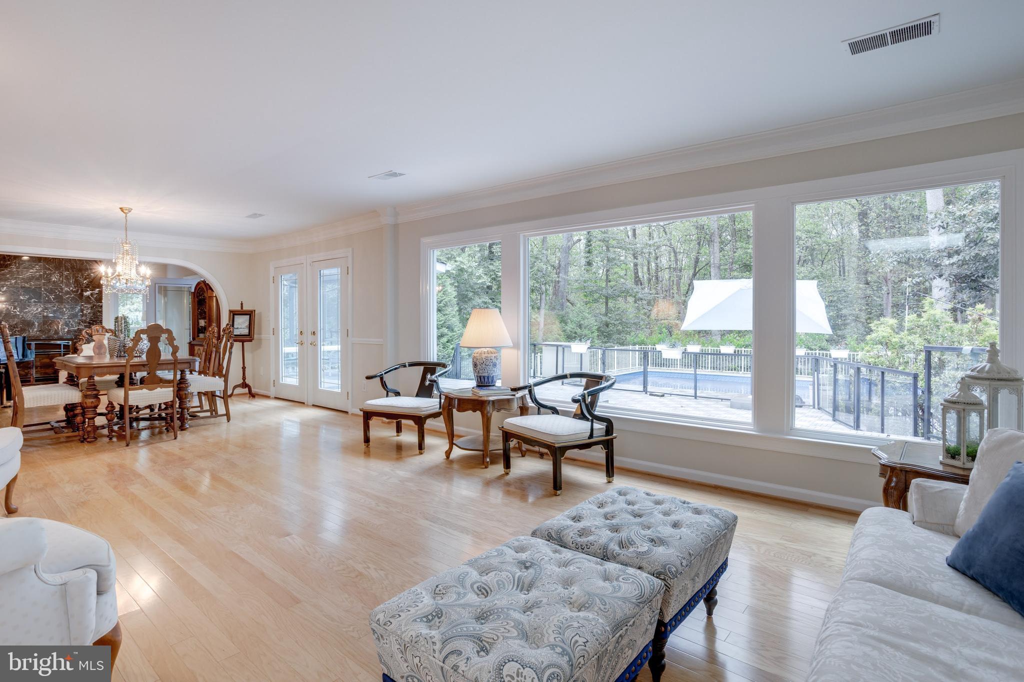 CLARKS CROSSING - Residential