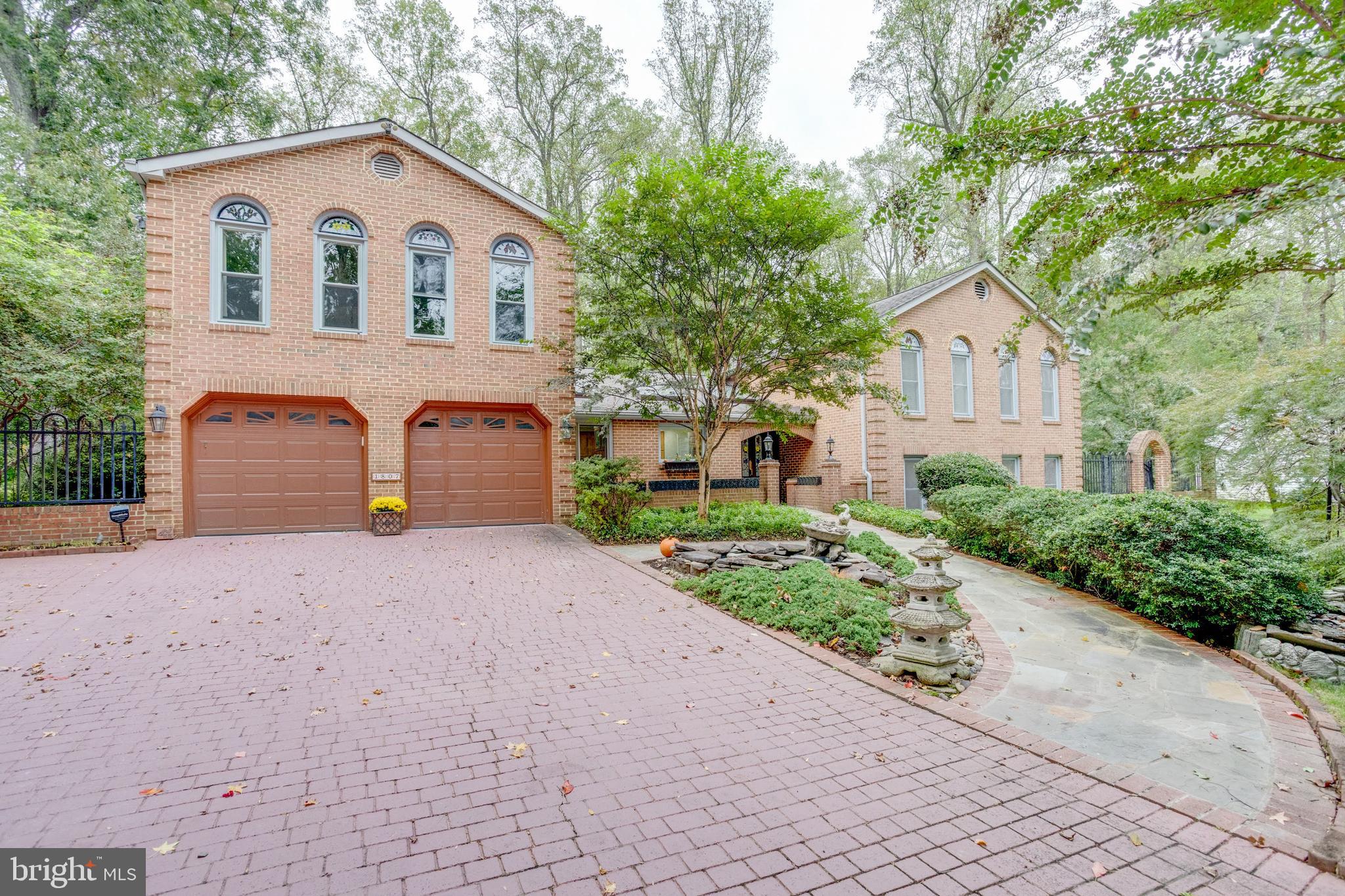 CLARKS CROSSING - Residential