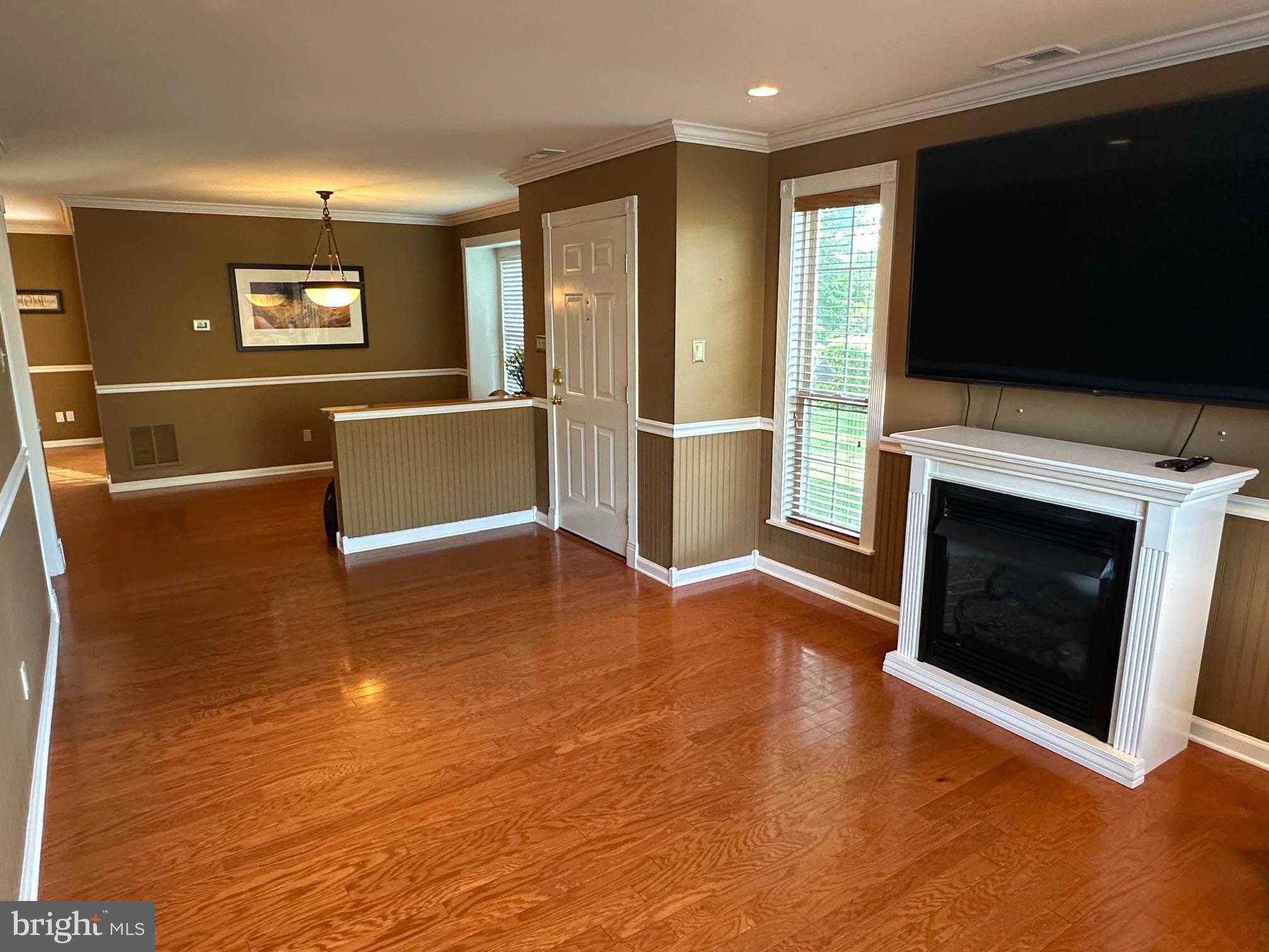 11 WOODRUSH COURT