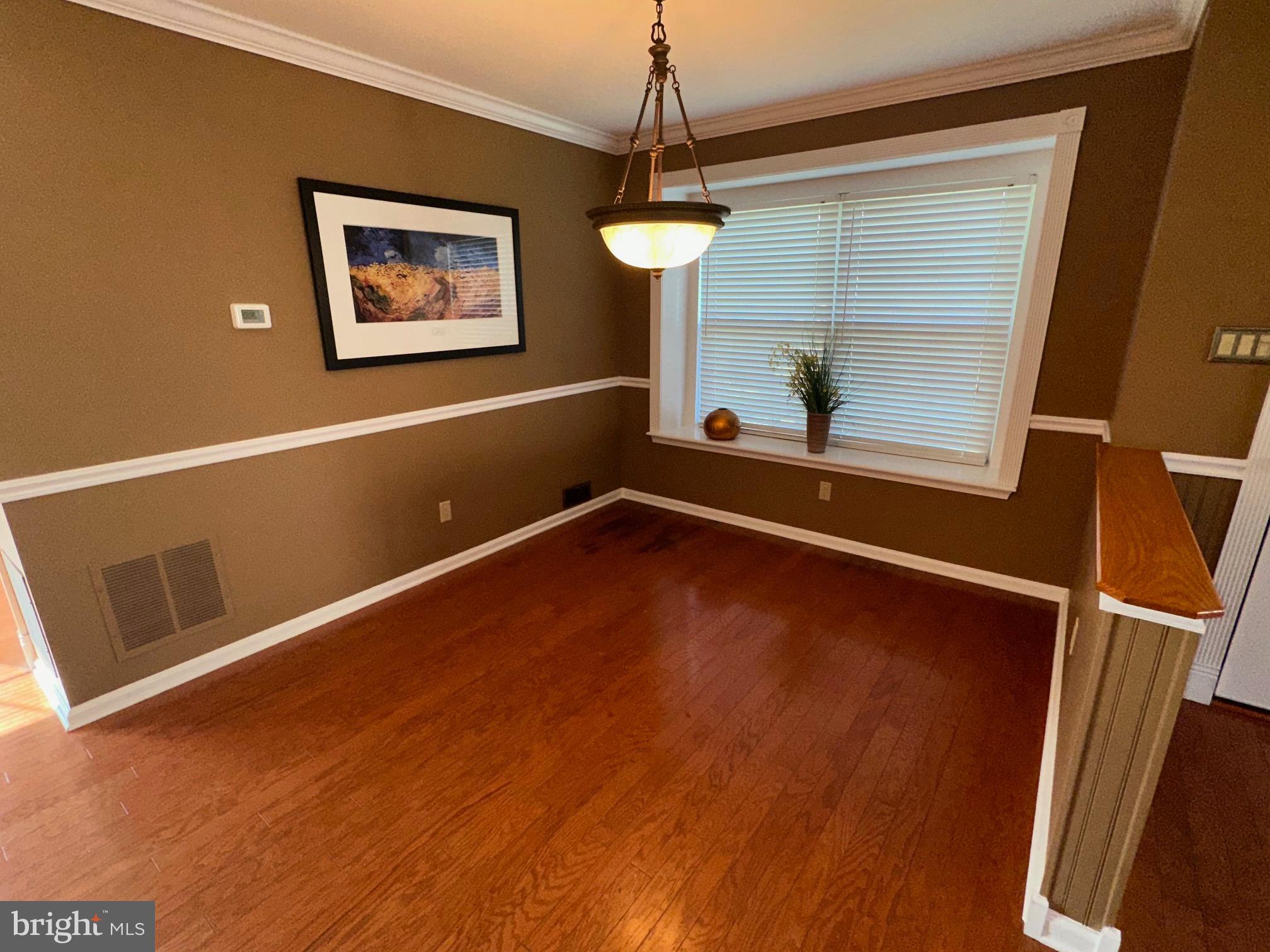 11 WOODRUSH COURT