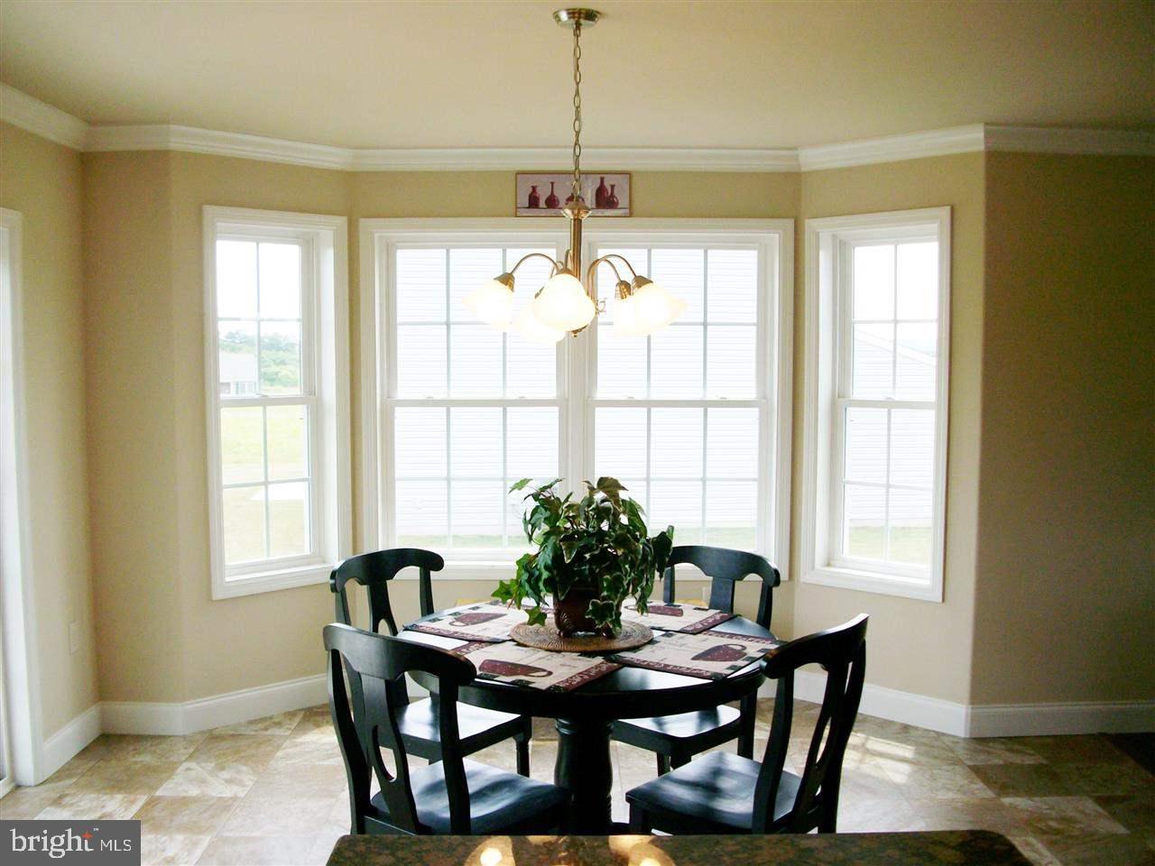 HAMPTON HEIGHTS - Residential