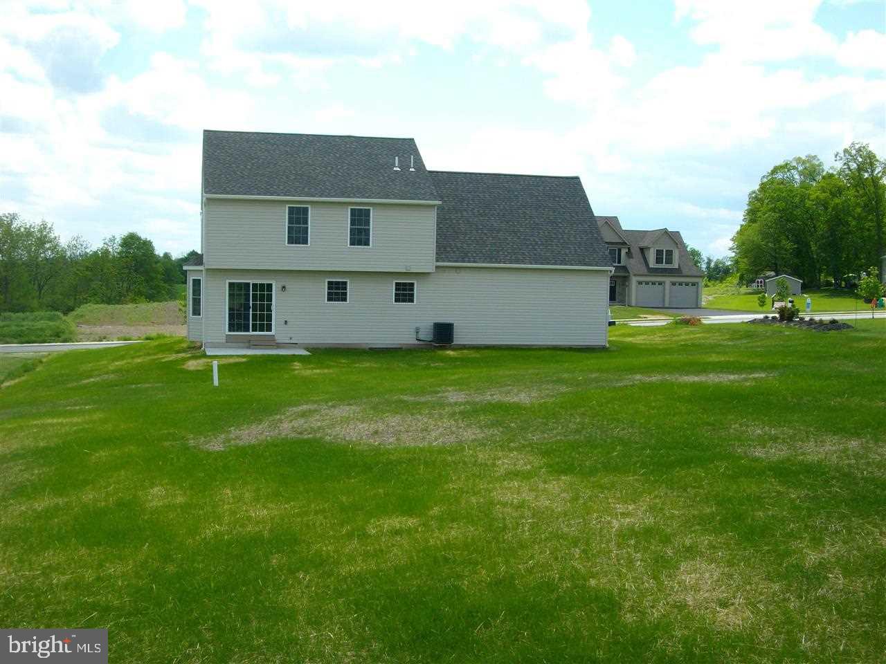HAMPTON HEIGHTS - Residential