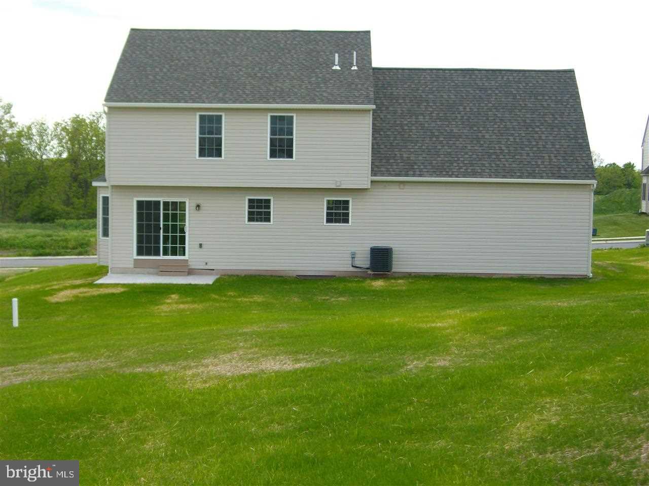 HAMPTON HEIGHTS - Residential