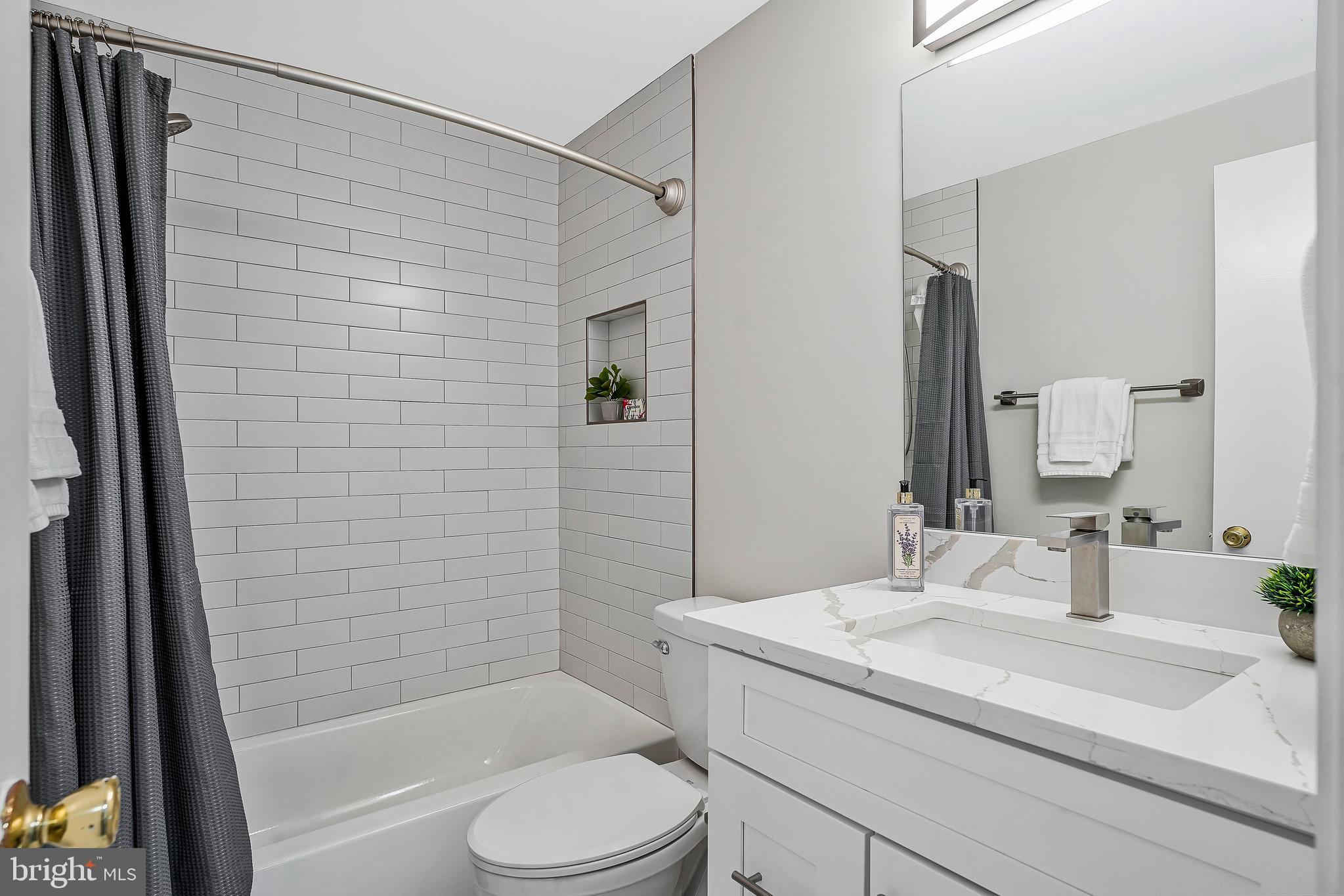 COUNTRYSIDE - Residential