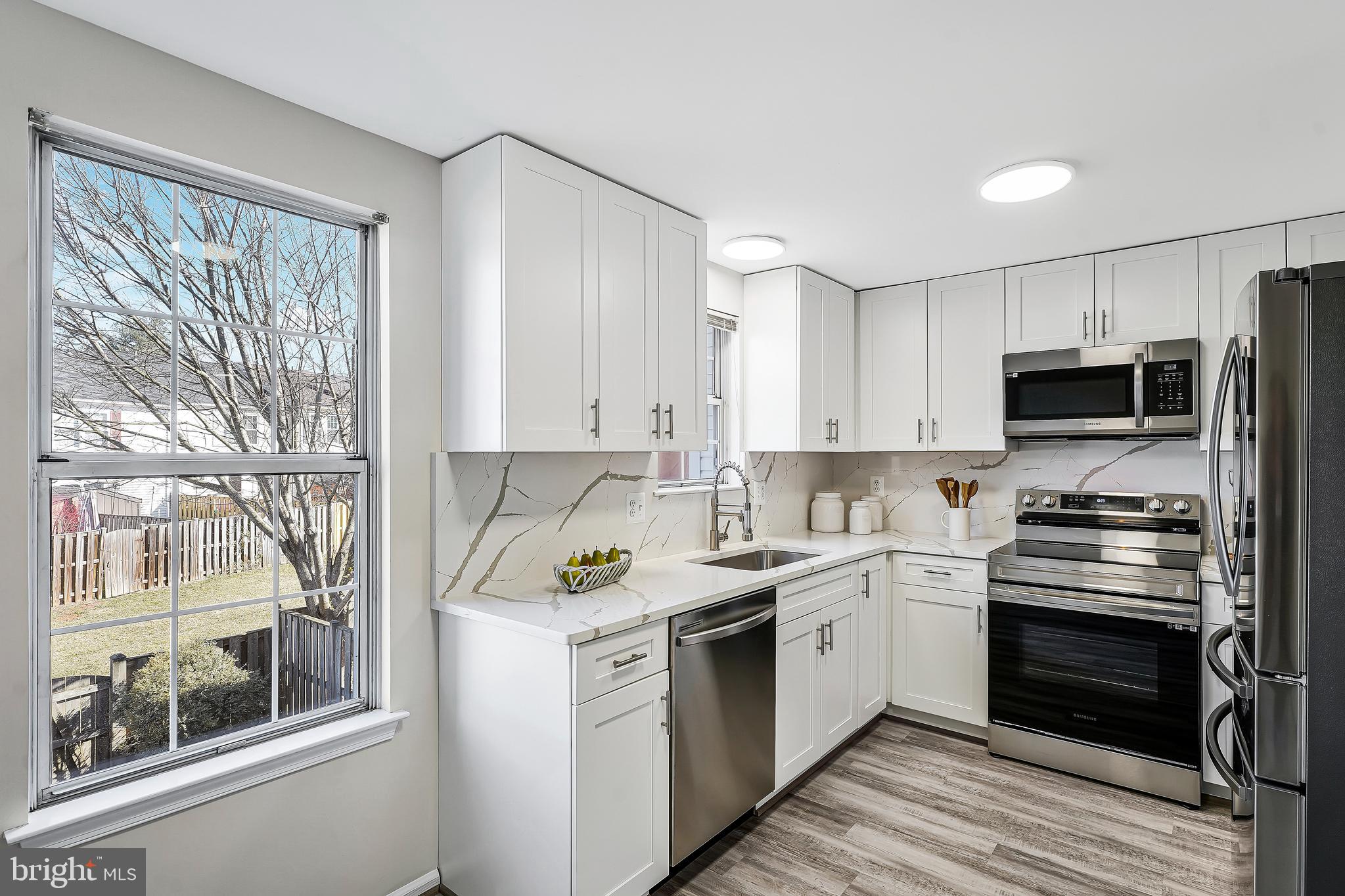 COUNTRYSIDE - Residential