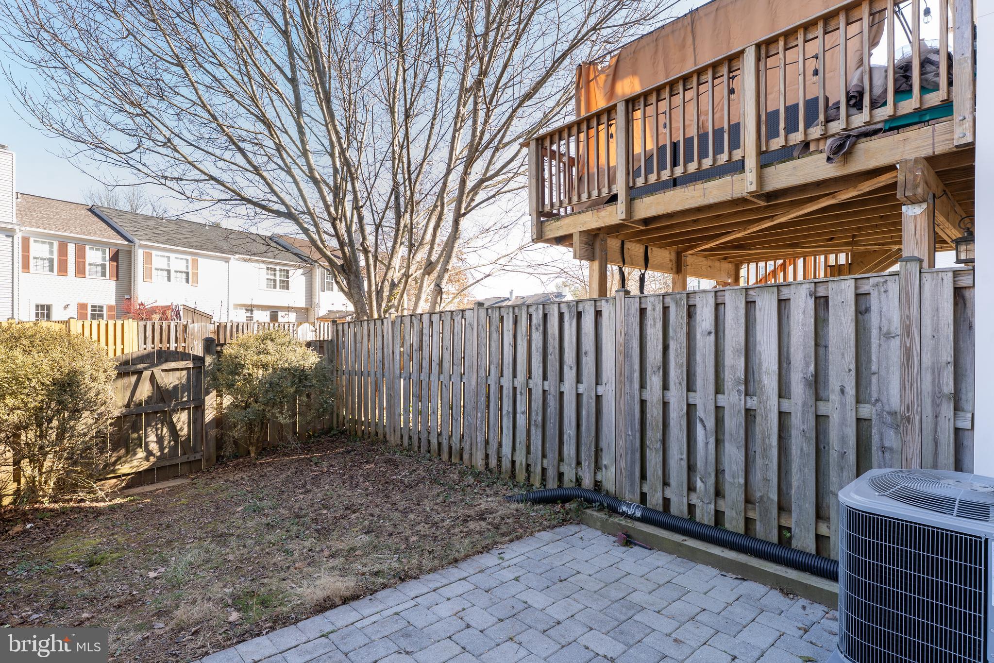 COUNTRYSIDE - Residential