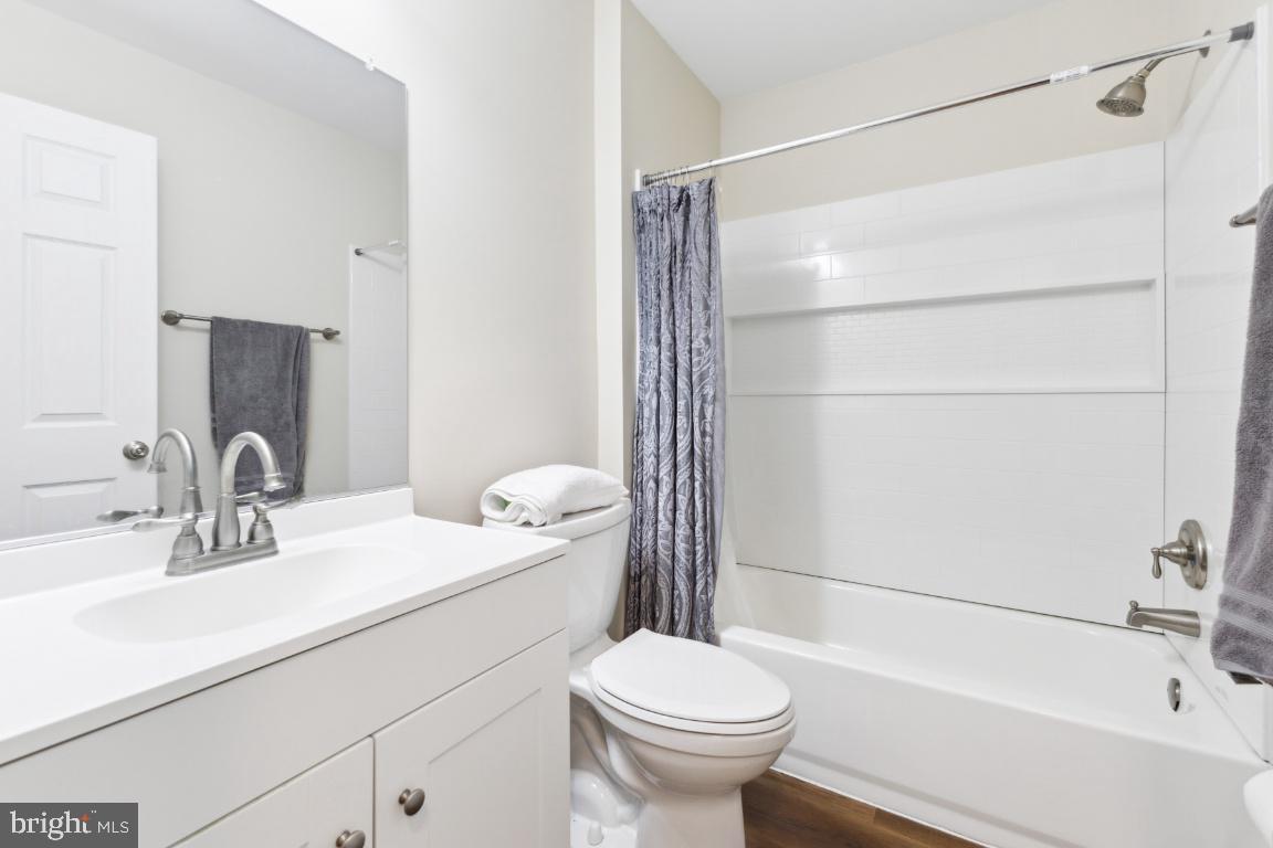 CLARKS RUN - Residential