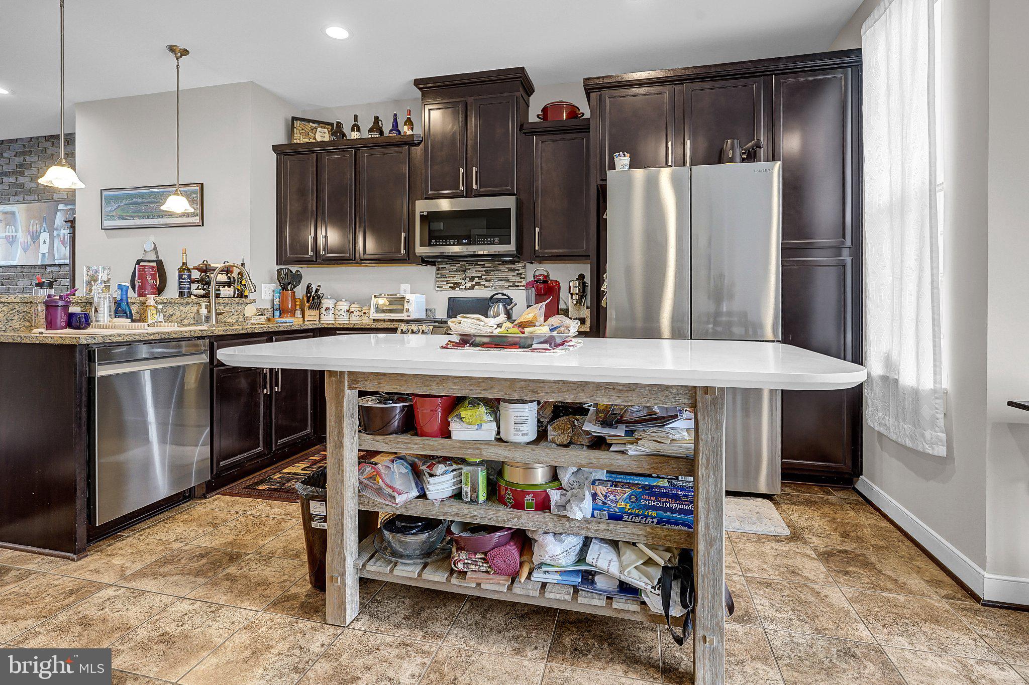 213 SHAMROCK DRIVE 3126