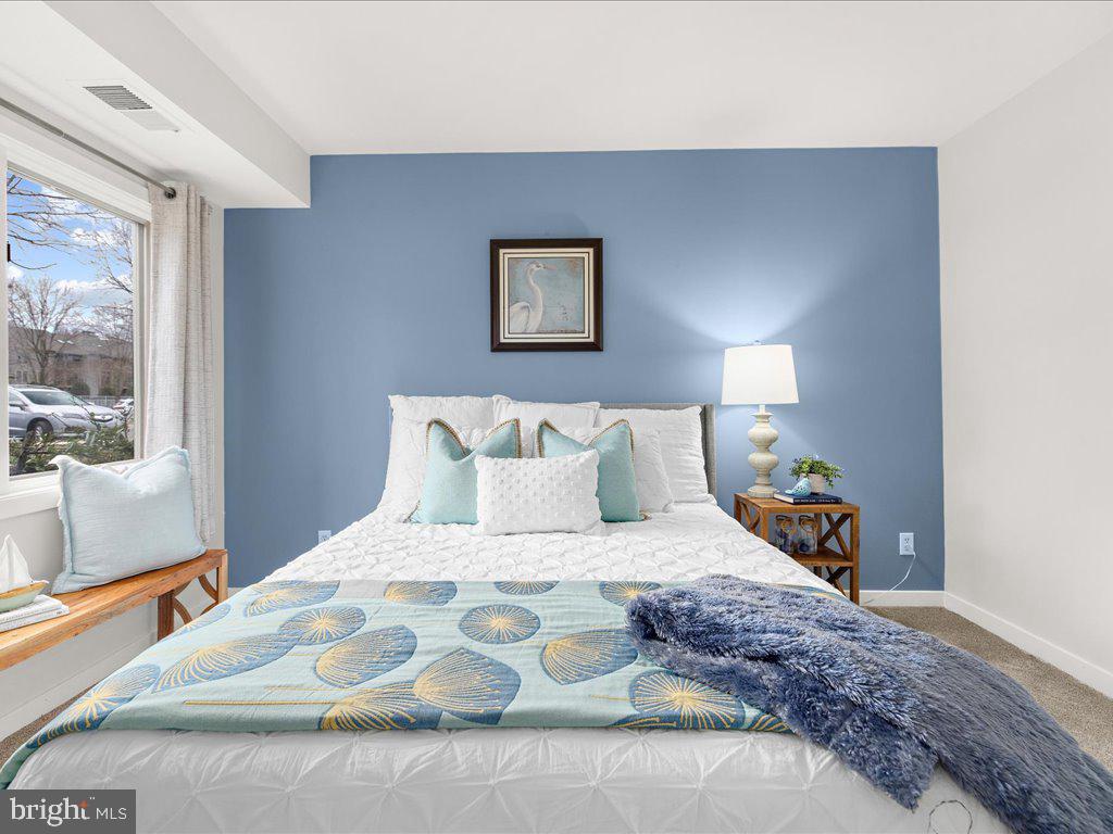 CHESAPEAKE HARBOUR - Residential