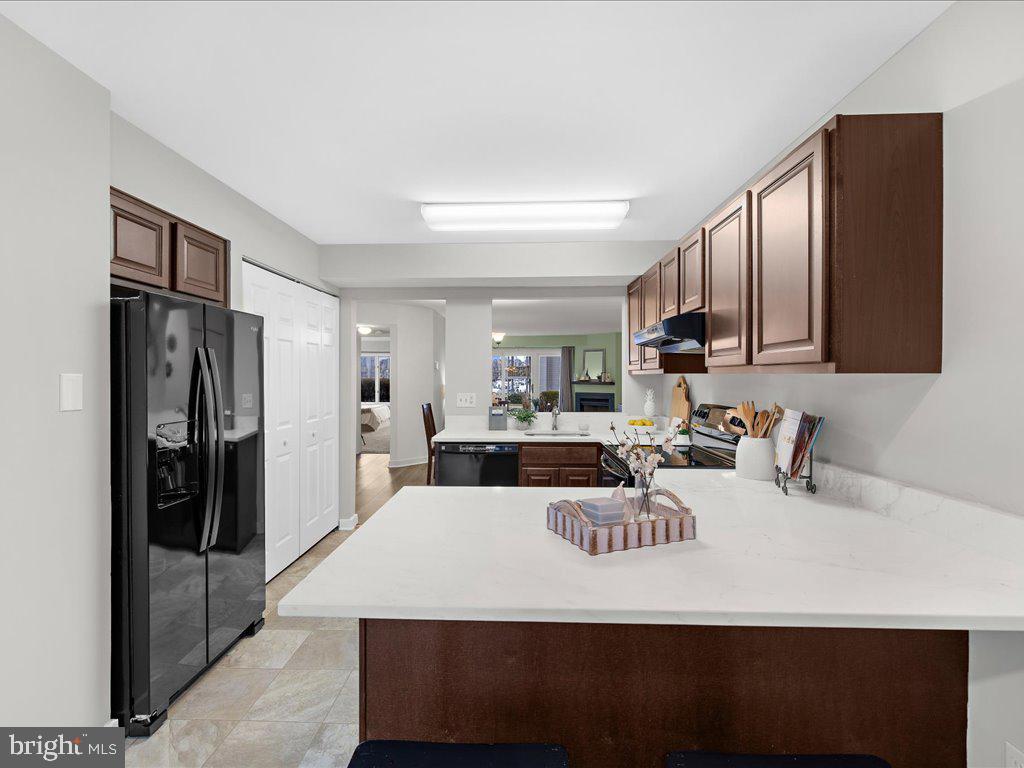 CHESAPEAKE HARBOUR - Residential
