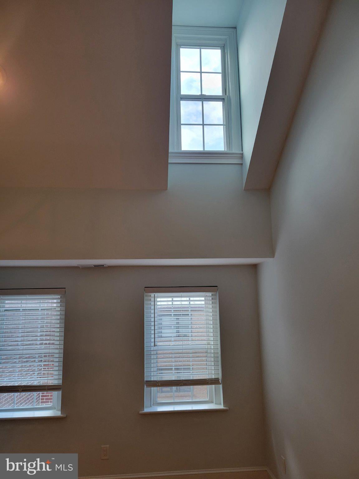 502 SPRUCE STREET