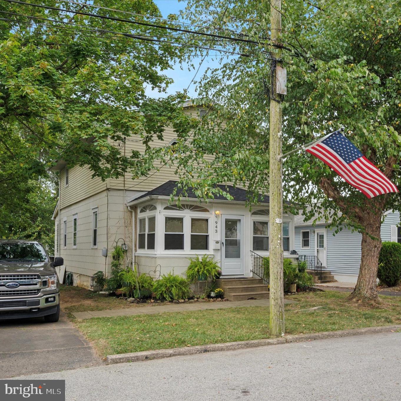 Discover this hidden gem located on a flag-lined street in Ardsley that's a true testament to neighborhood pride. Upon entering the home you step into a bright and airy versatile room with three walls of windows offering an abundance of natural light. From here transition directly into the open living room featuring high ceilings and a dedicated dining area, perfect for gatherings. A versatile first-floor bonus room provides endless possibilities—use it as a home office, a playroom, or even a fourth bedroom. The first first-floor bathroom was beautifully updated in 2025, ensuring modern comfort.
Upstairs, you'll find three spacious bedrooms, each offering a peaceful retreat. There is an additional full bathroom on this level also recently updated. A convenient pull-down attic provides plenty of extra storage space.
This home also has a new roof, giving you peace of mind for years to come. Out back, you will discover a private backyard with a freshly painted shed for additional storage.
Located in the award-winning Abington School District just two blocks from the Ardsley Community Center and a short walk to both Ardsley Park and the Ardsley Wildlife Sanctuary. Nearby Keswick Village offers live entertainment, dining and shopping. This home is convenient to major roadways such as 611, 309 and the PA Turnpike.
Don't miss your chance to make this property into your home. Schedule your private tour today!