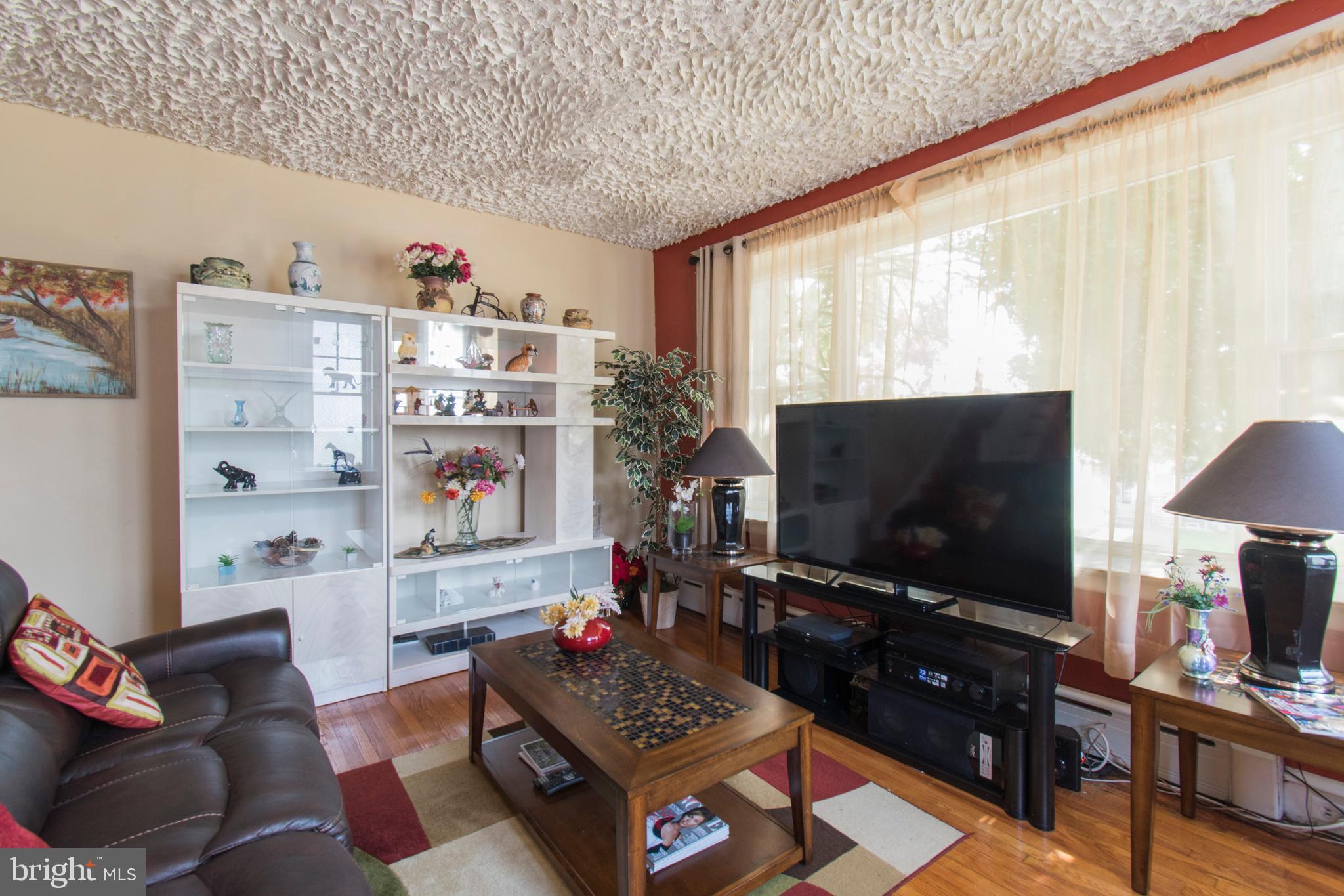 YEADON - Residential