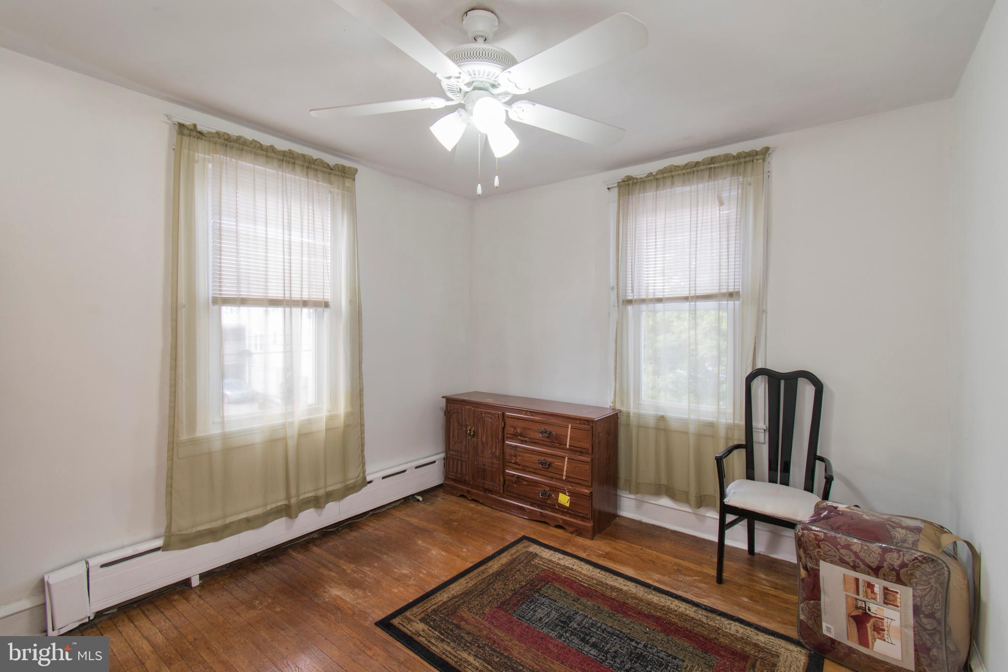 YEADON - Residential