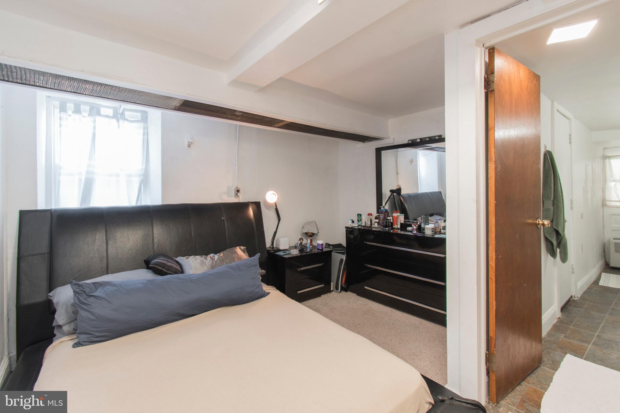 YEADON - Residential