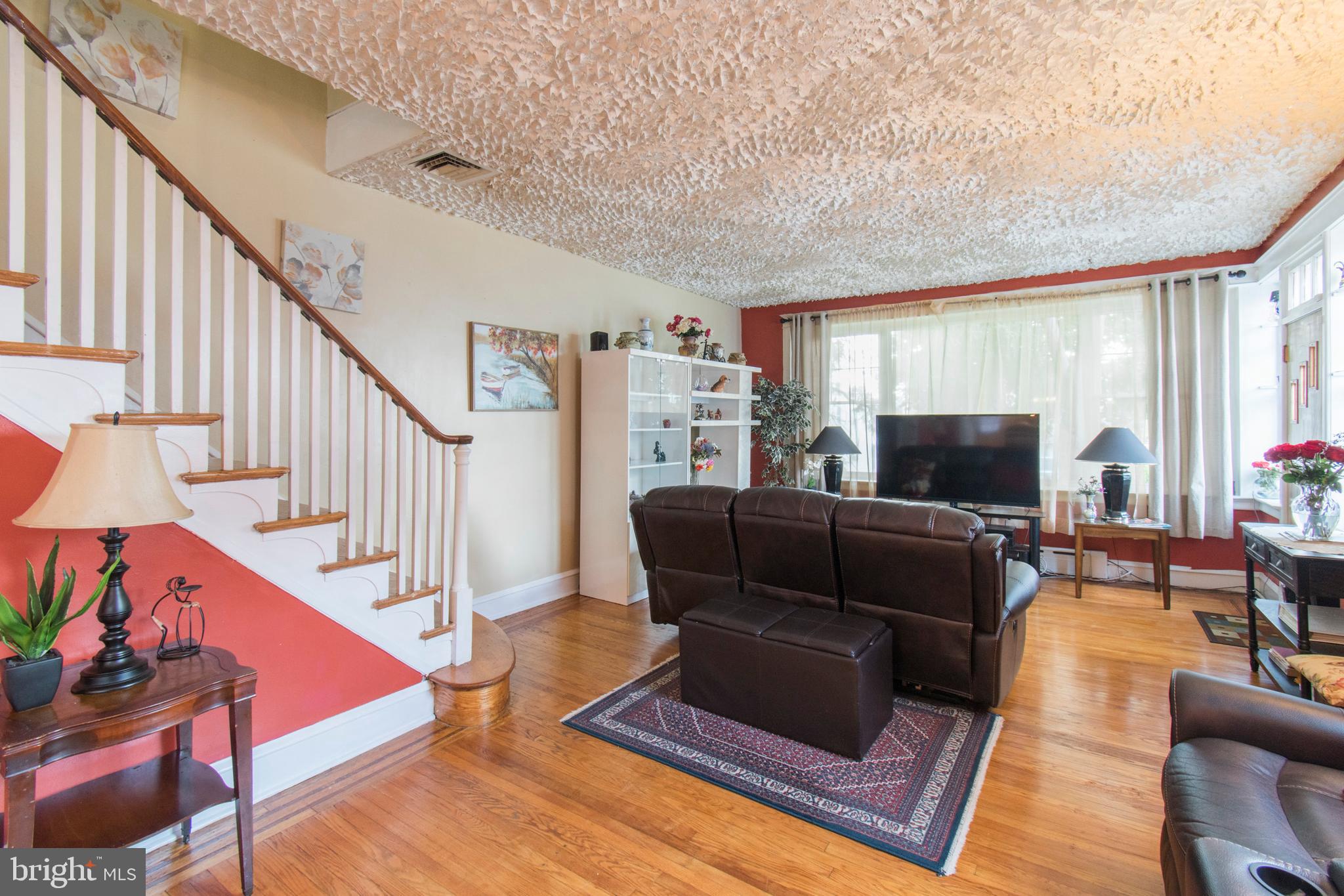 YEADON - Residential