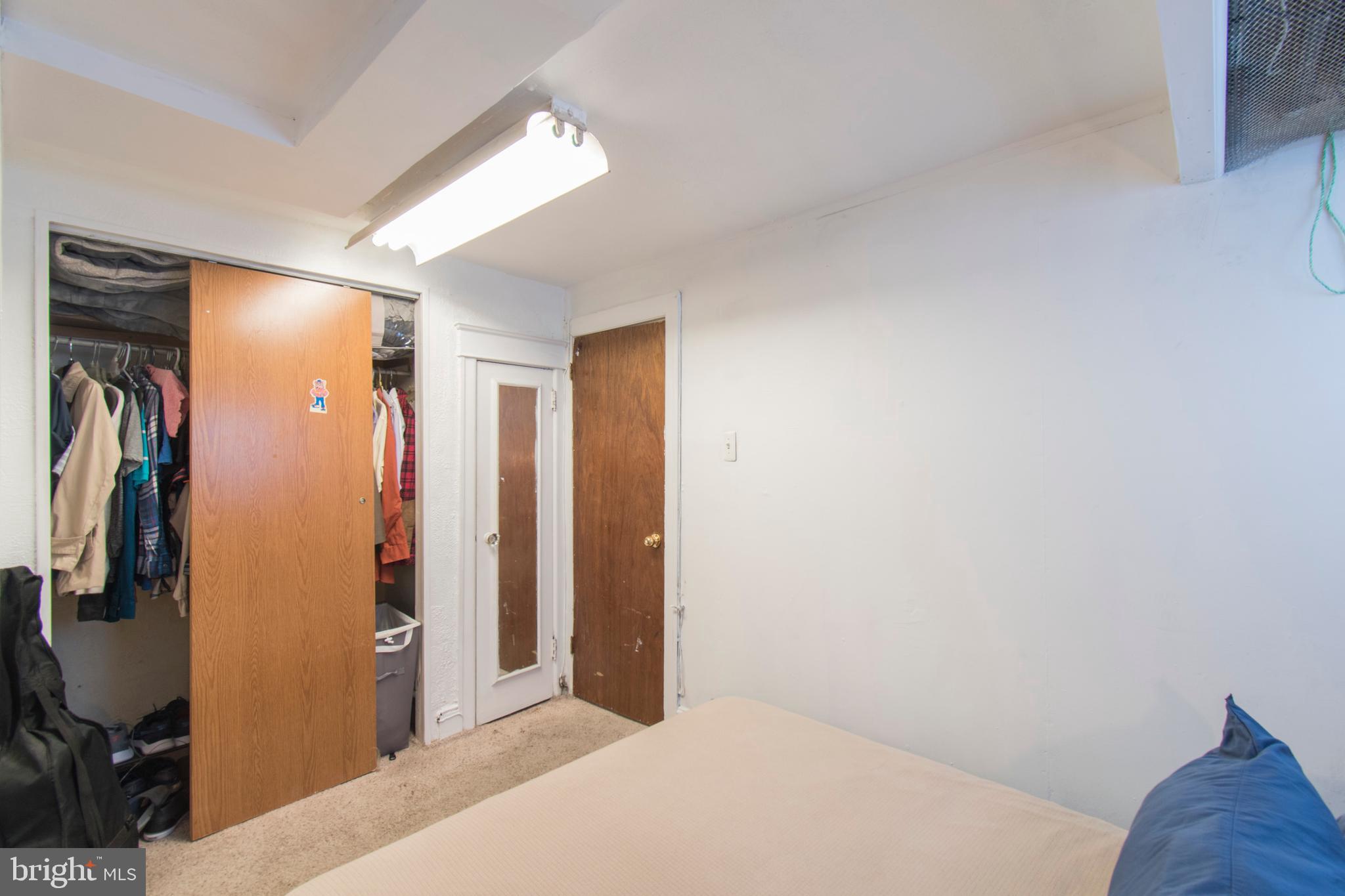 YEADON - Residential