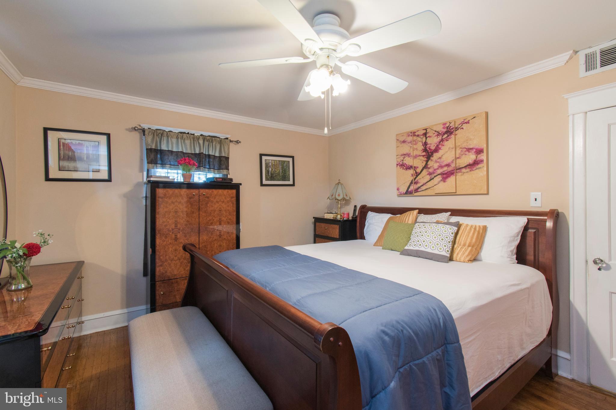 YEADON - Residential