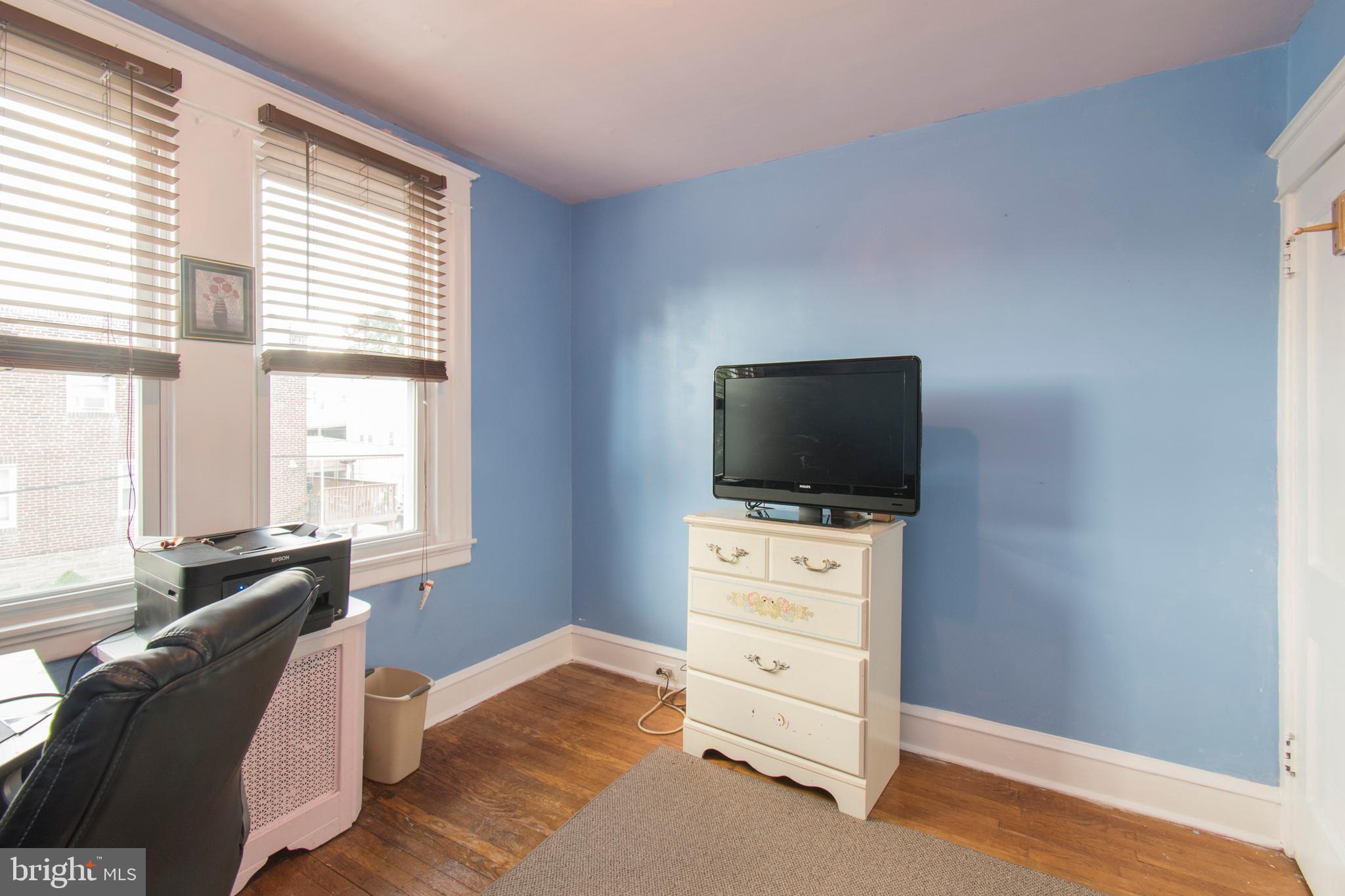 YEADON - Residential