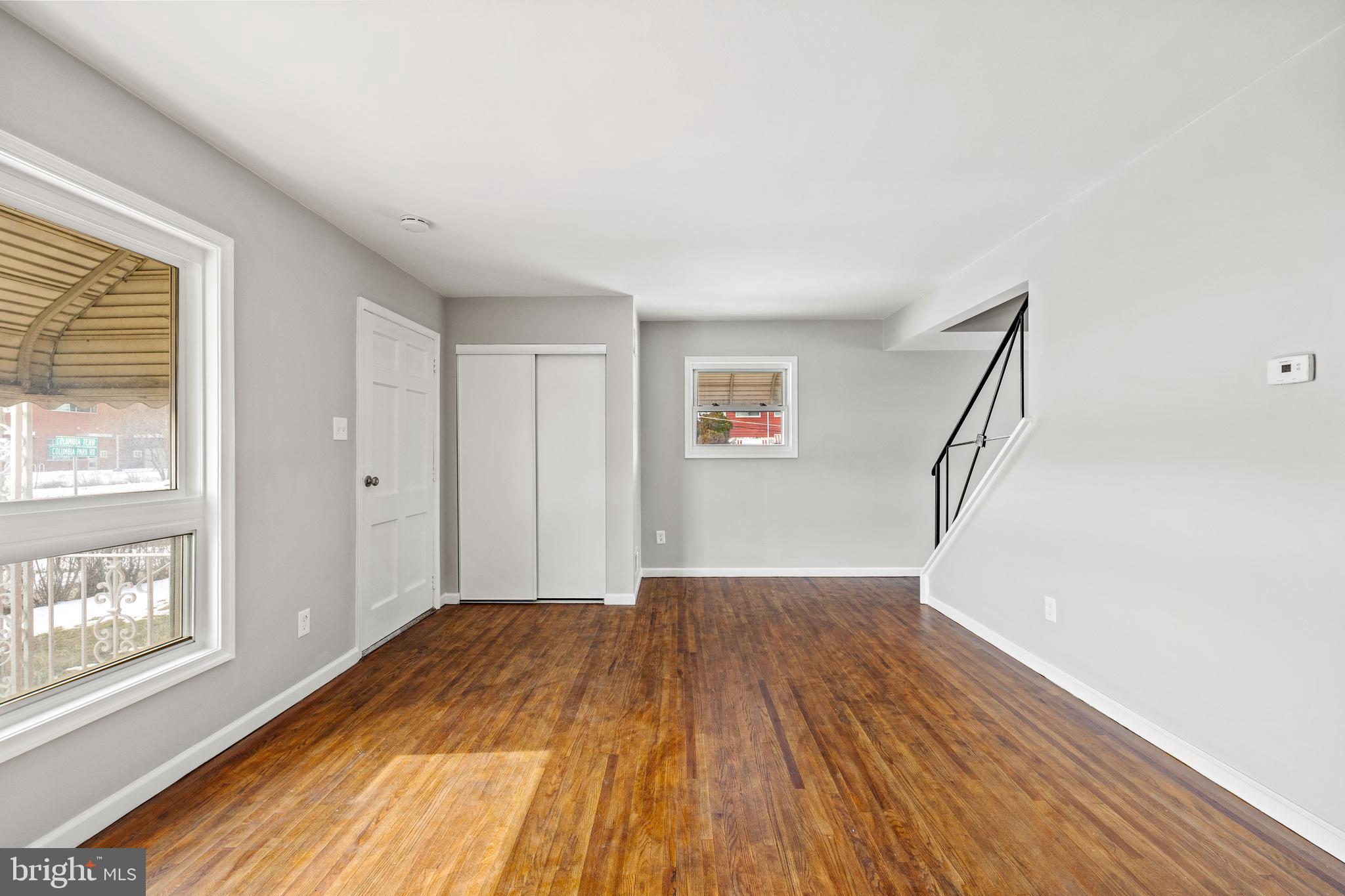 KENT VILLAGE - Residential