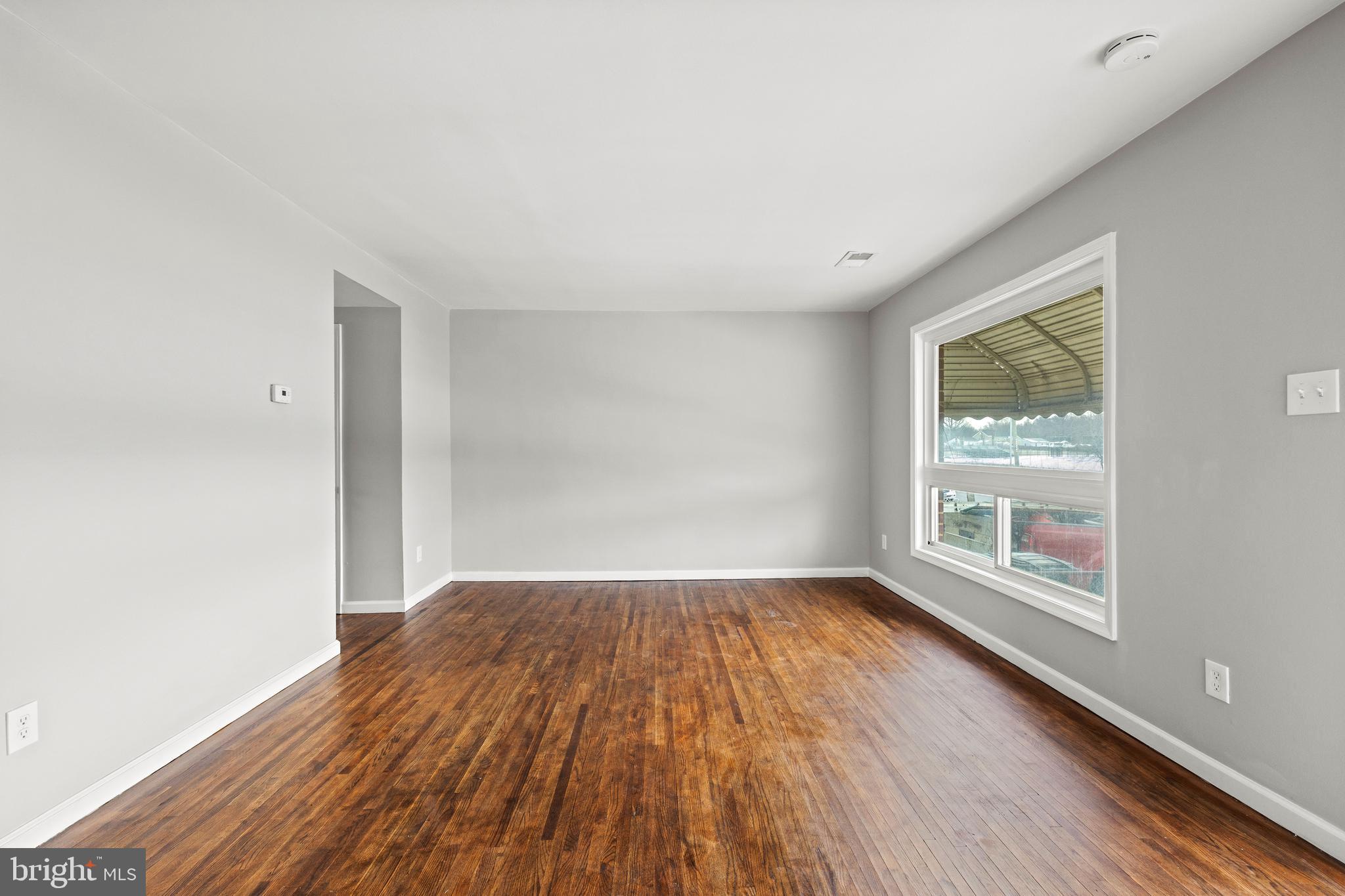 KENT VILLAGE - Residential