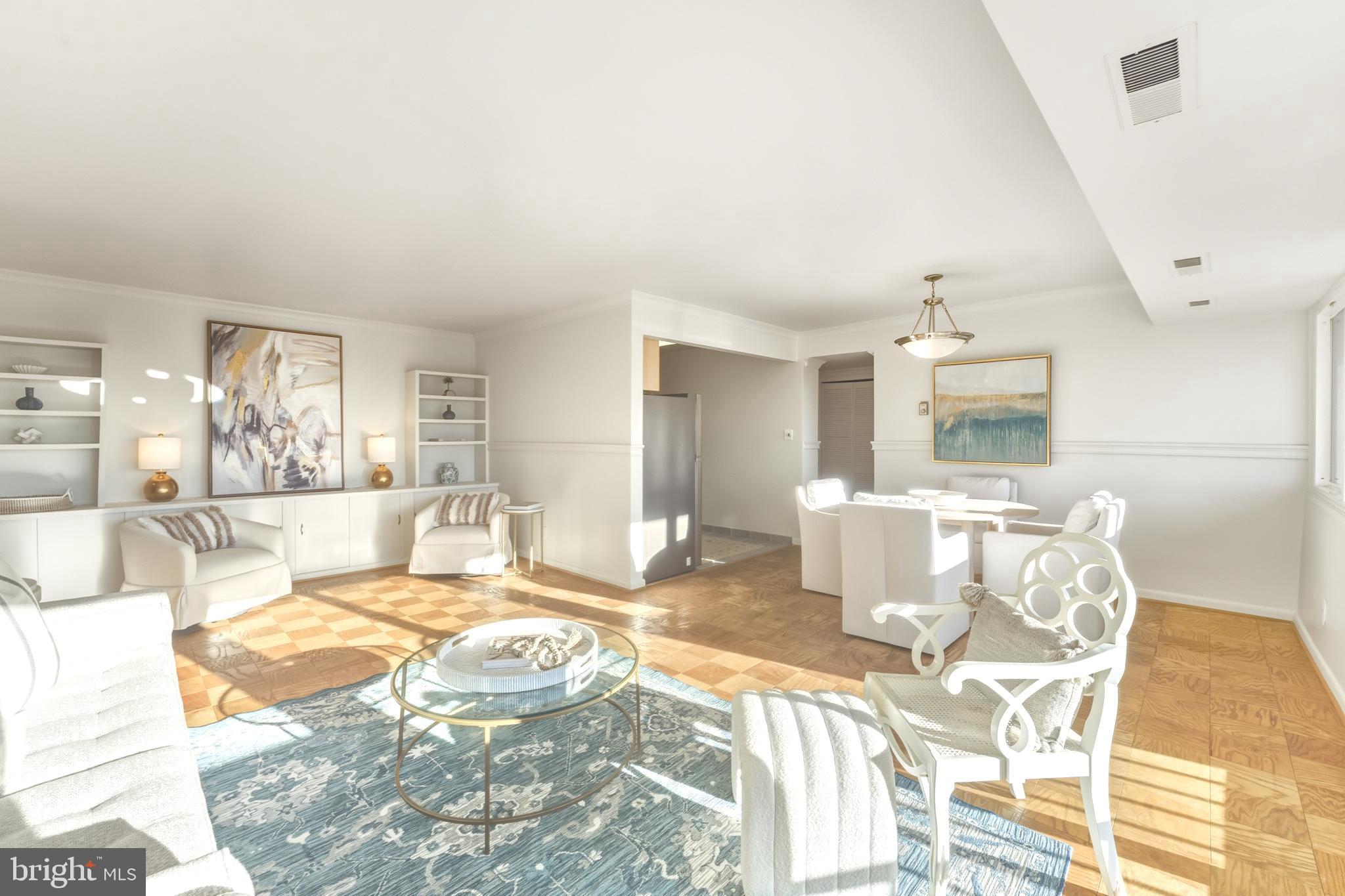 THE SEASONS - Residential