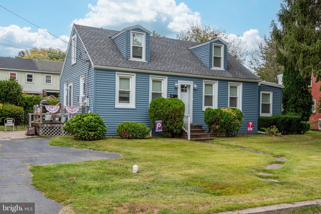 Photo of 645 Fairview Avenue, COLUMBIA, PA 17512 (MLS # PALA2077370)
