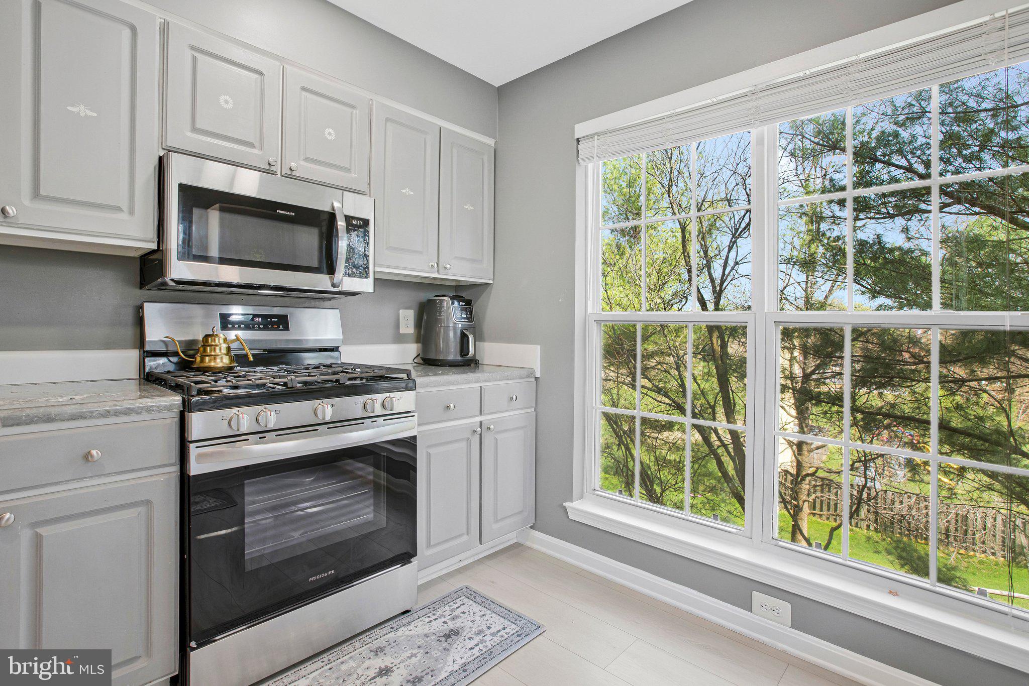 BROOKSTONE - Residential